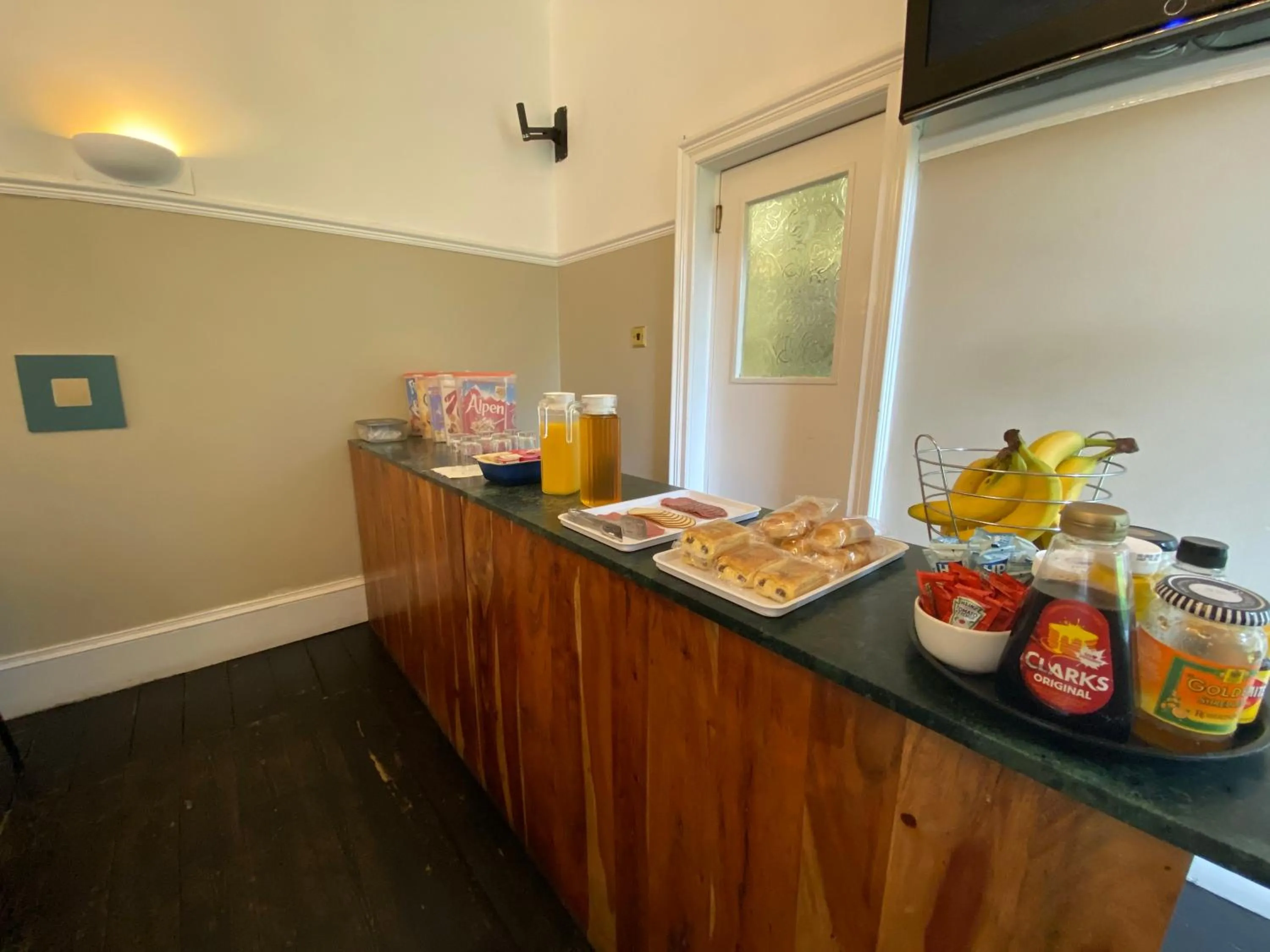 Breakfast in Auld Mill House Hotel