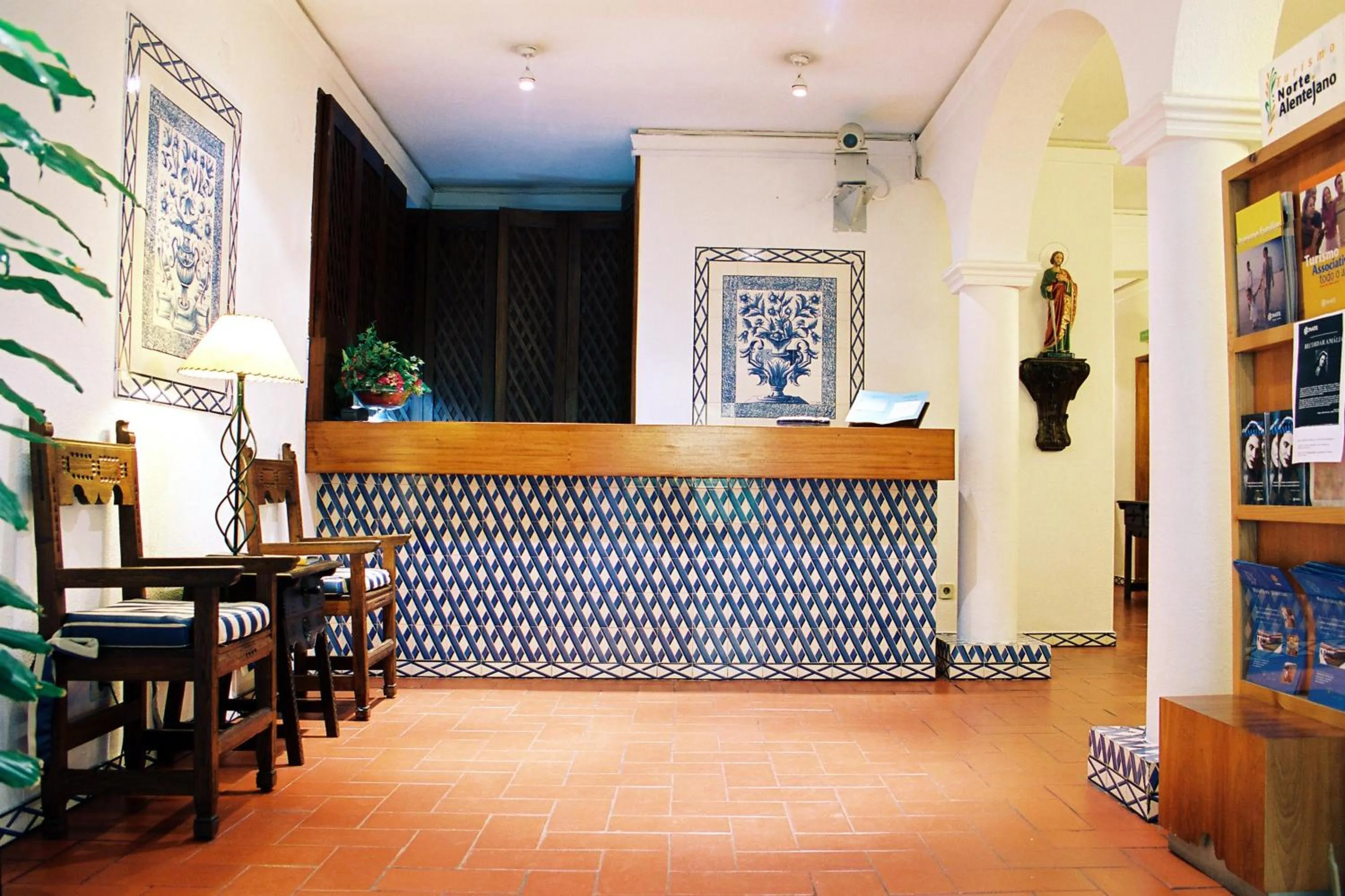 Lobby or reception in INATEL Castelo De Vide