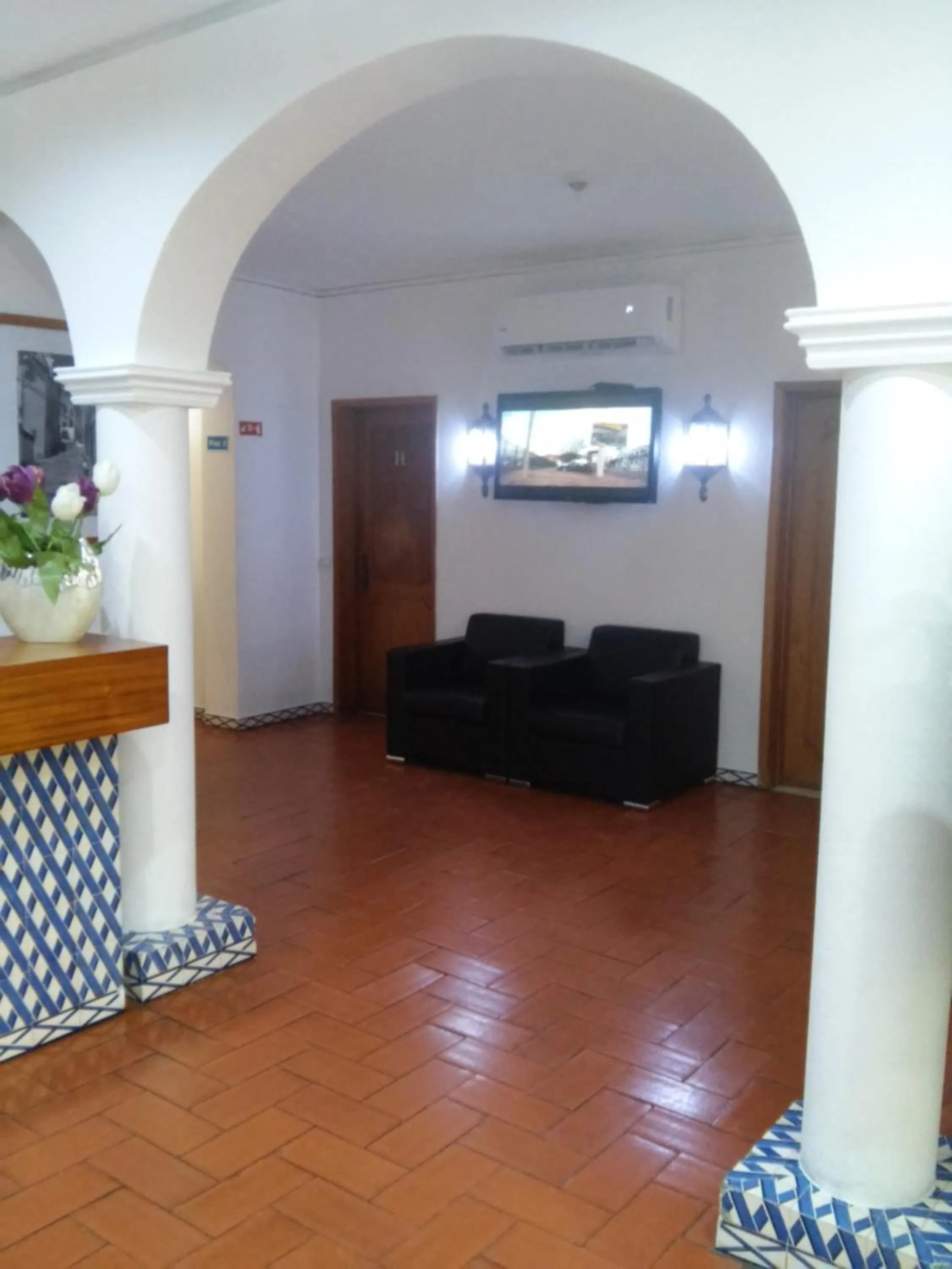 Lobby or reception in INATEL Castelo De Vide