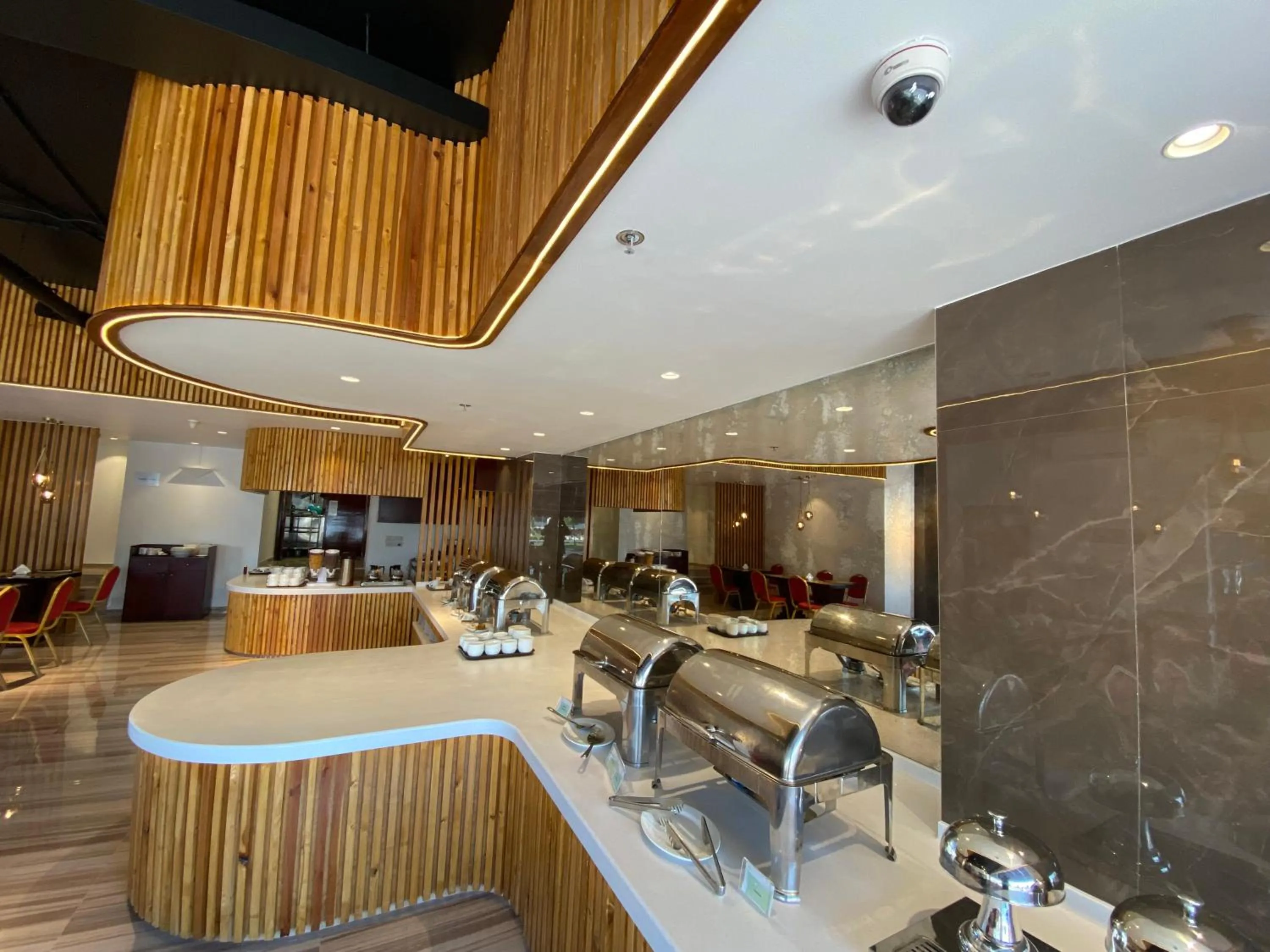 Restaurant/places to eat in Baity Hotel Apartments