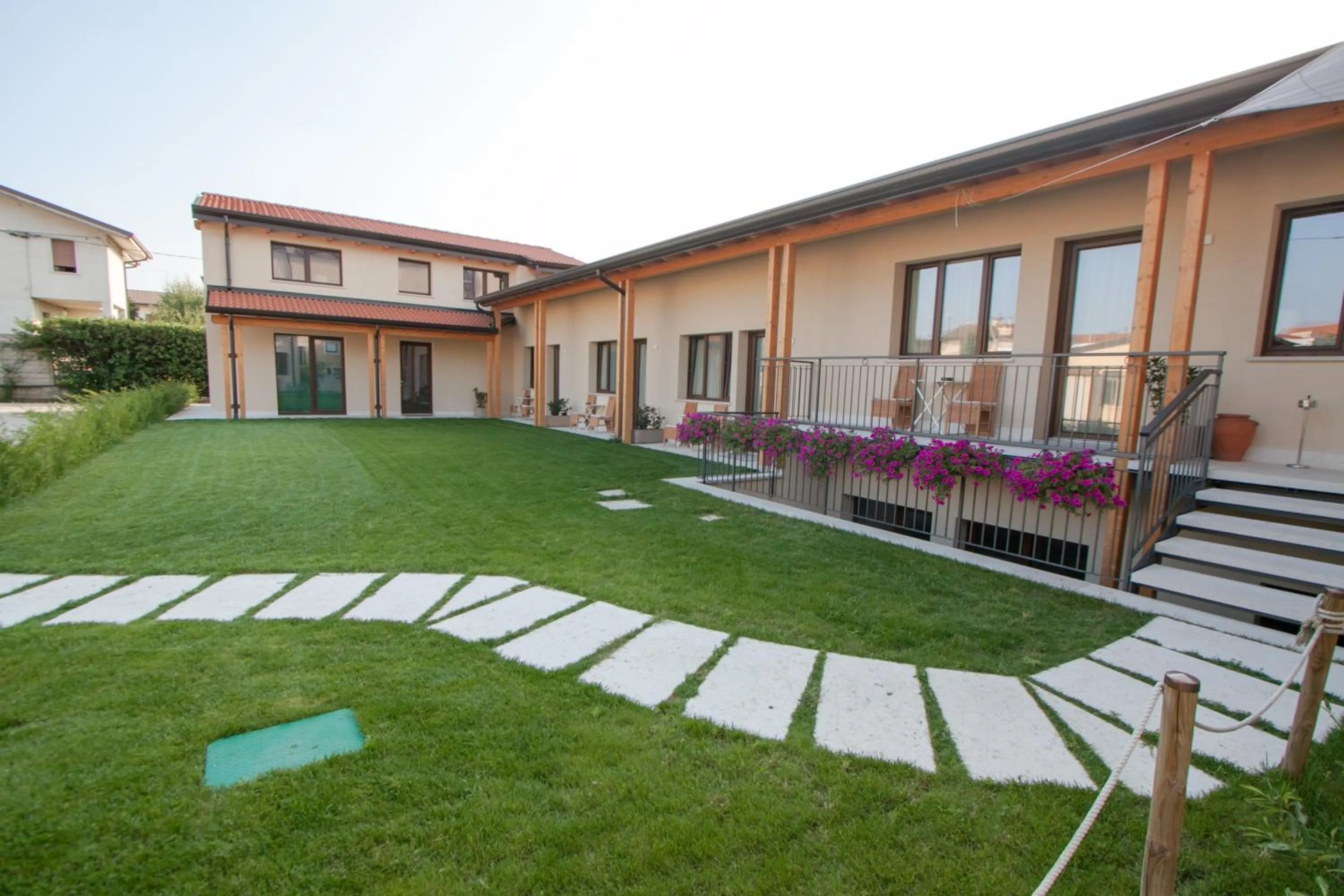 Property building in Garda Relais