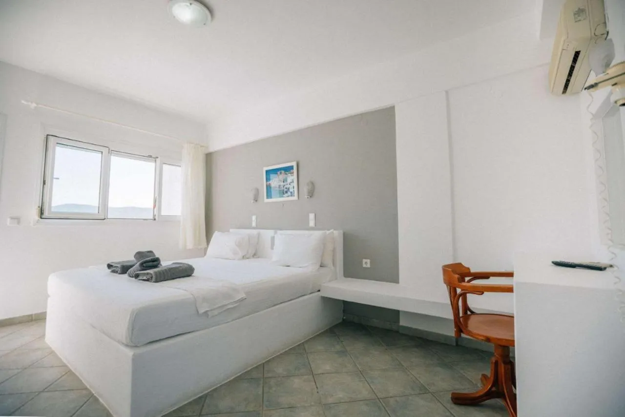 Bed in Lagada Beach Hotel