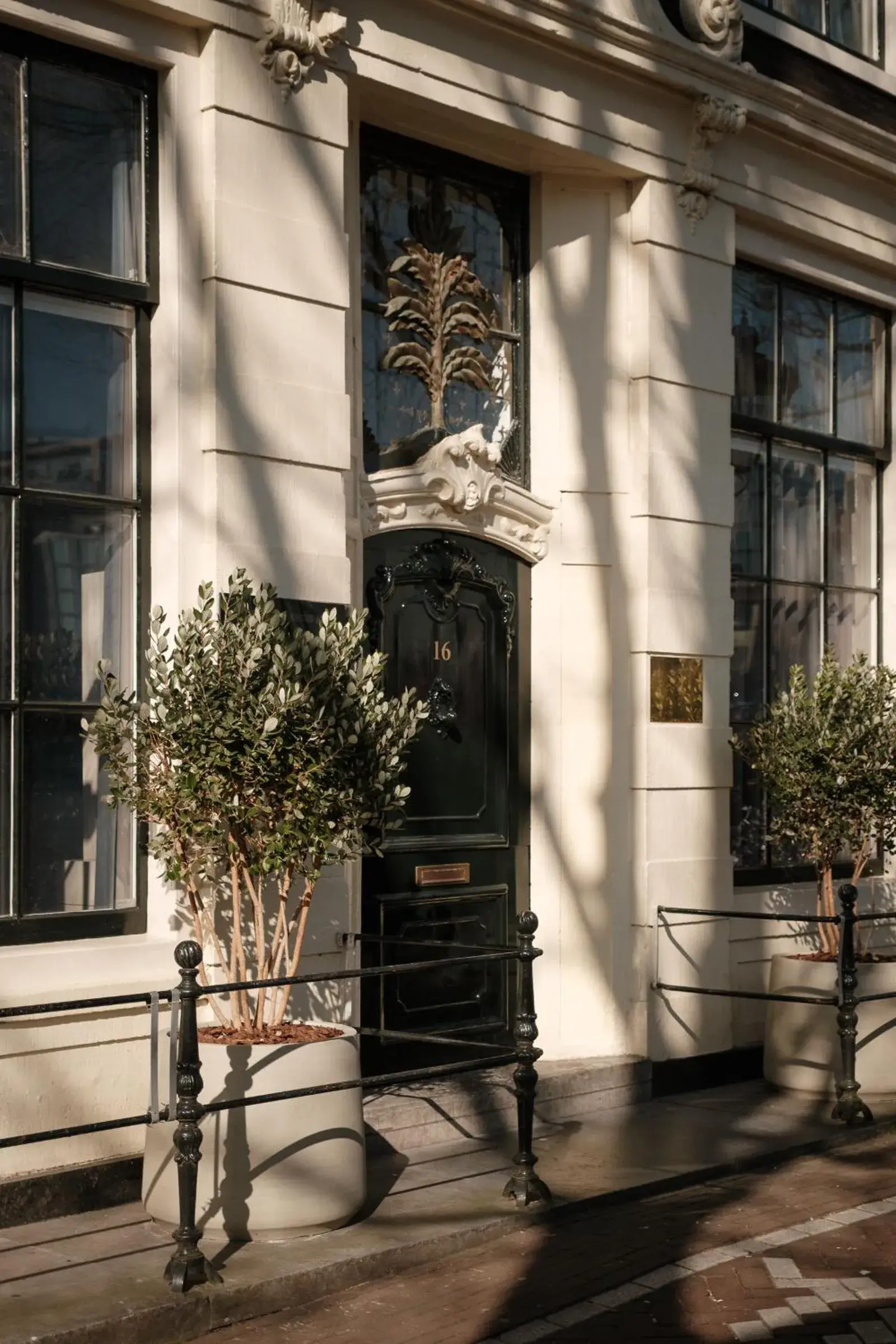 Facade/entrance in Adam's Canal House Facade/entrance in Adam's Canal House