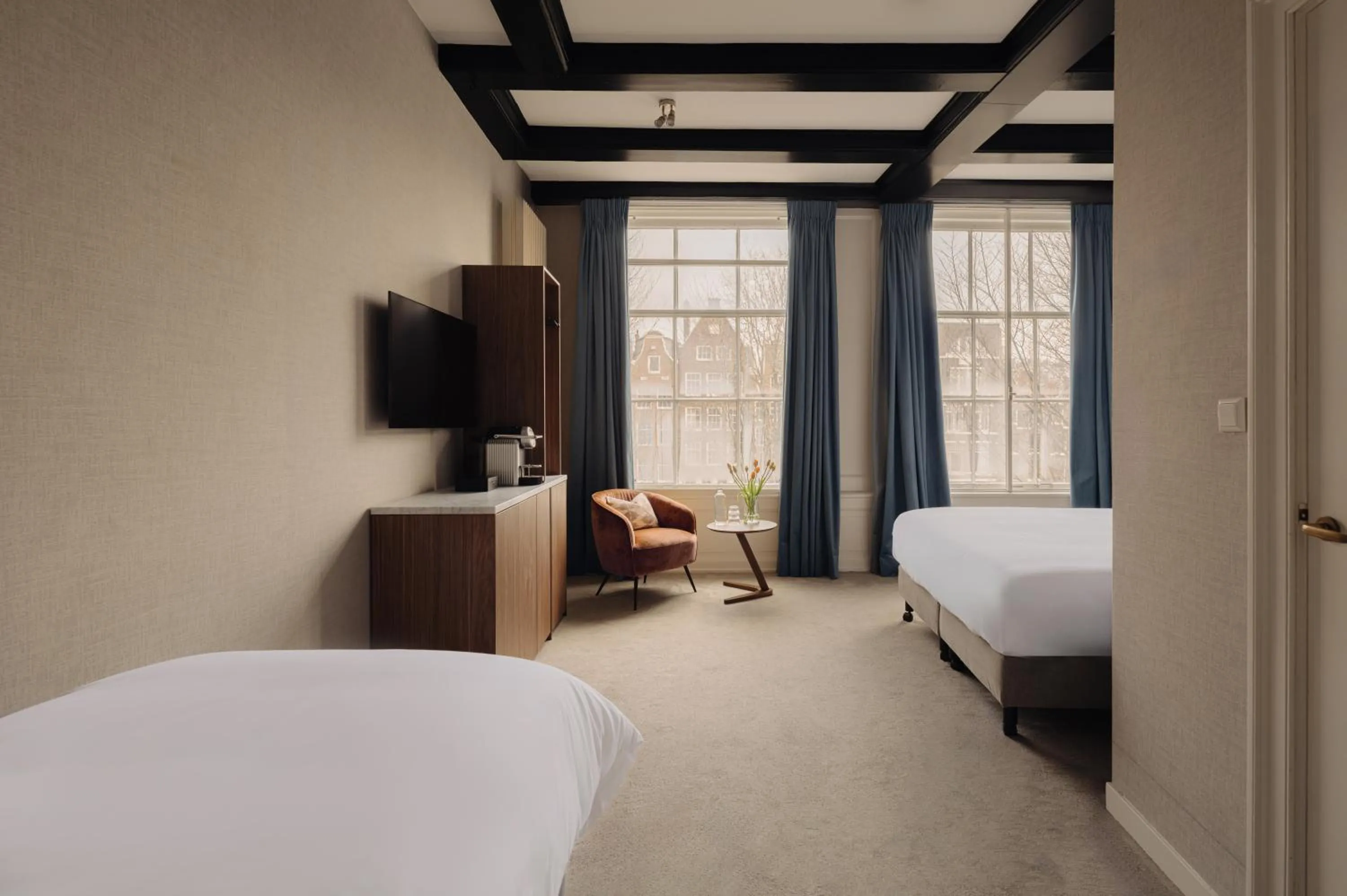 Bed in Adam's Canal House