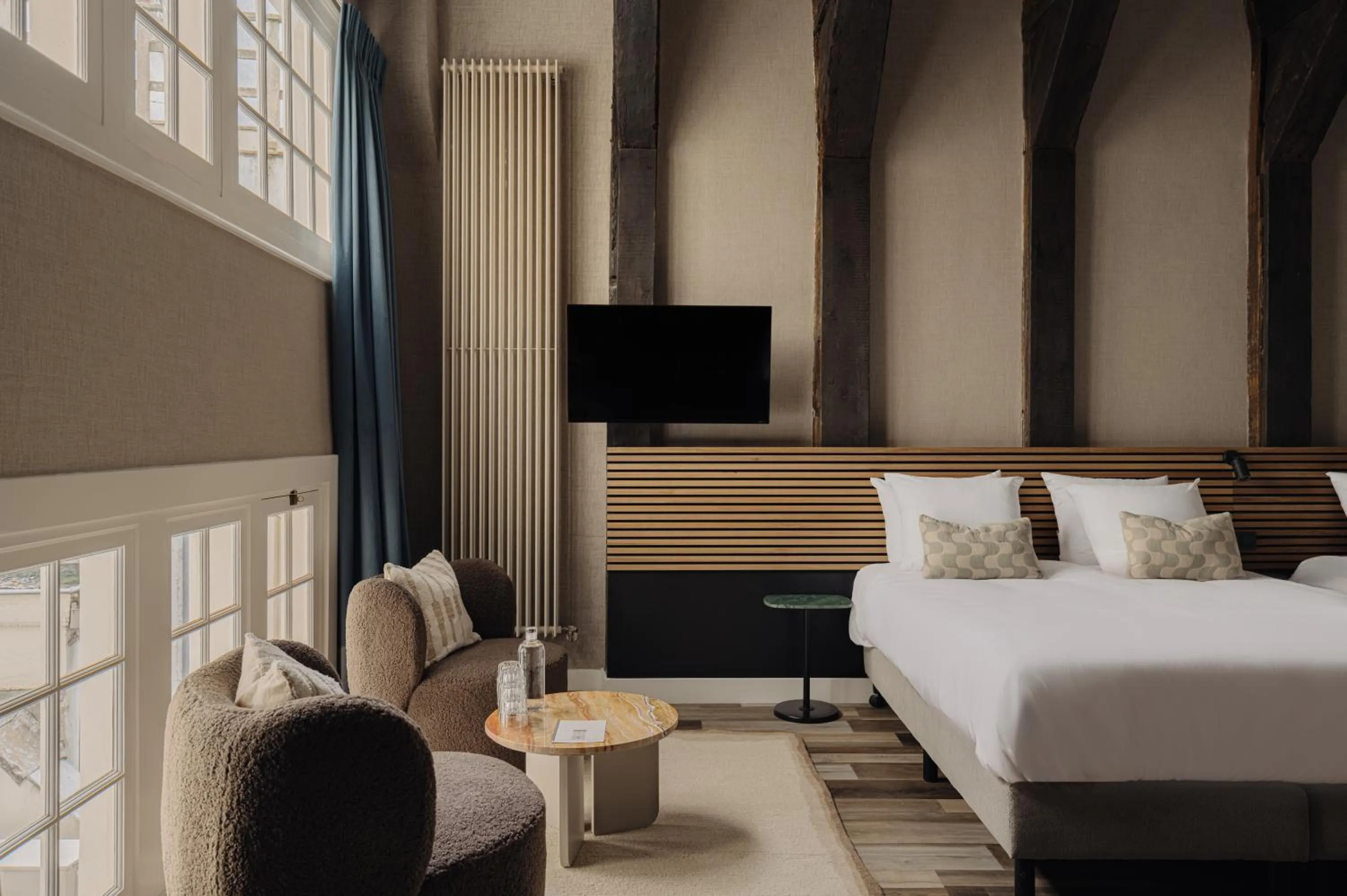 Bed in Adam's Canal House