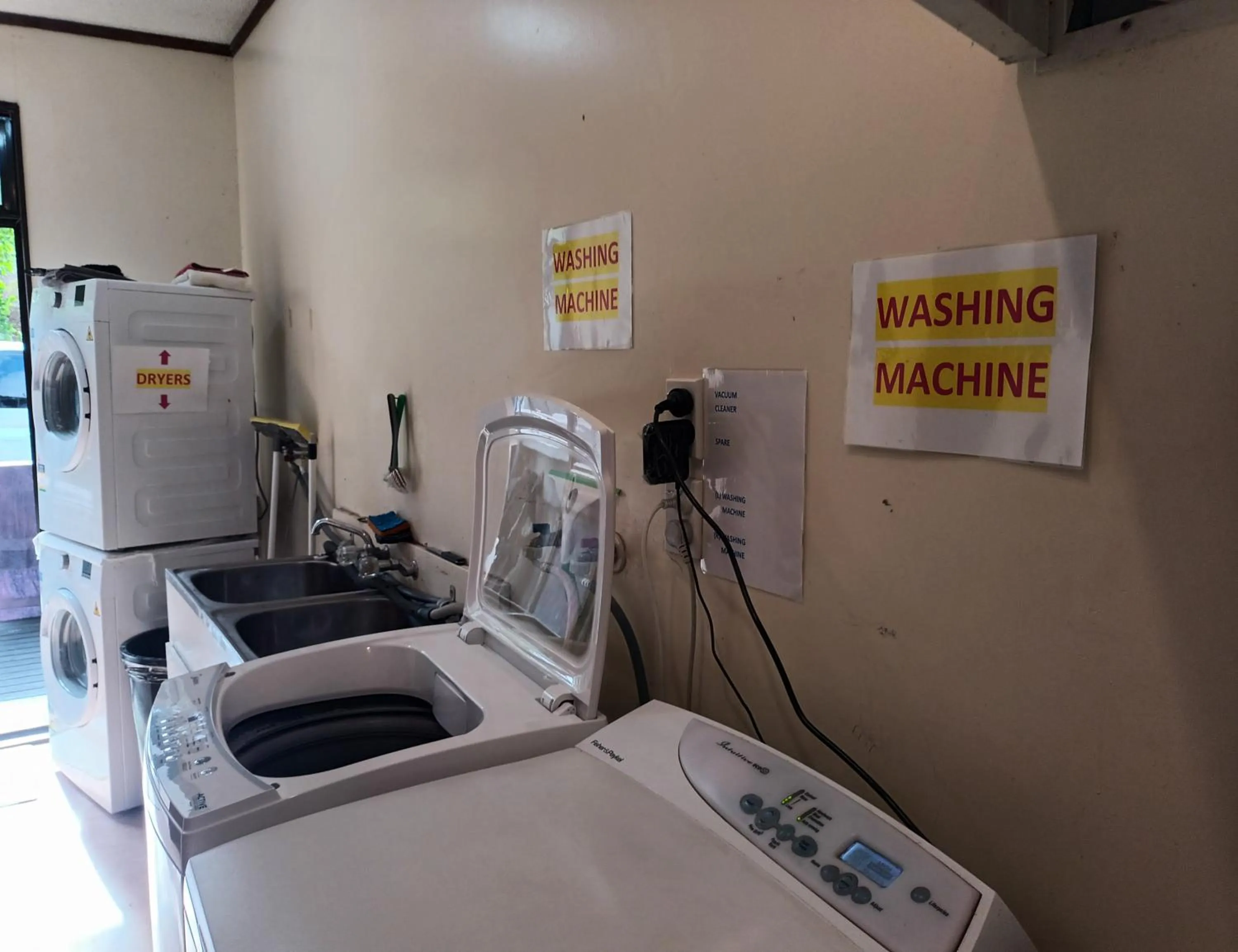 laundry in JunoHall Backpackers