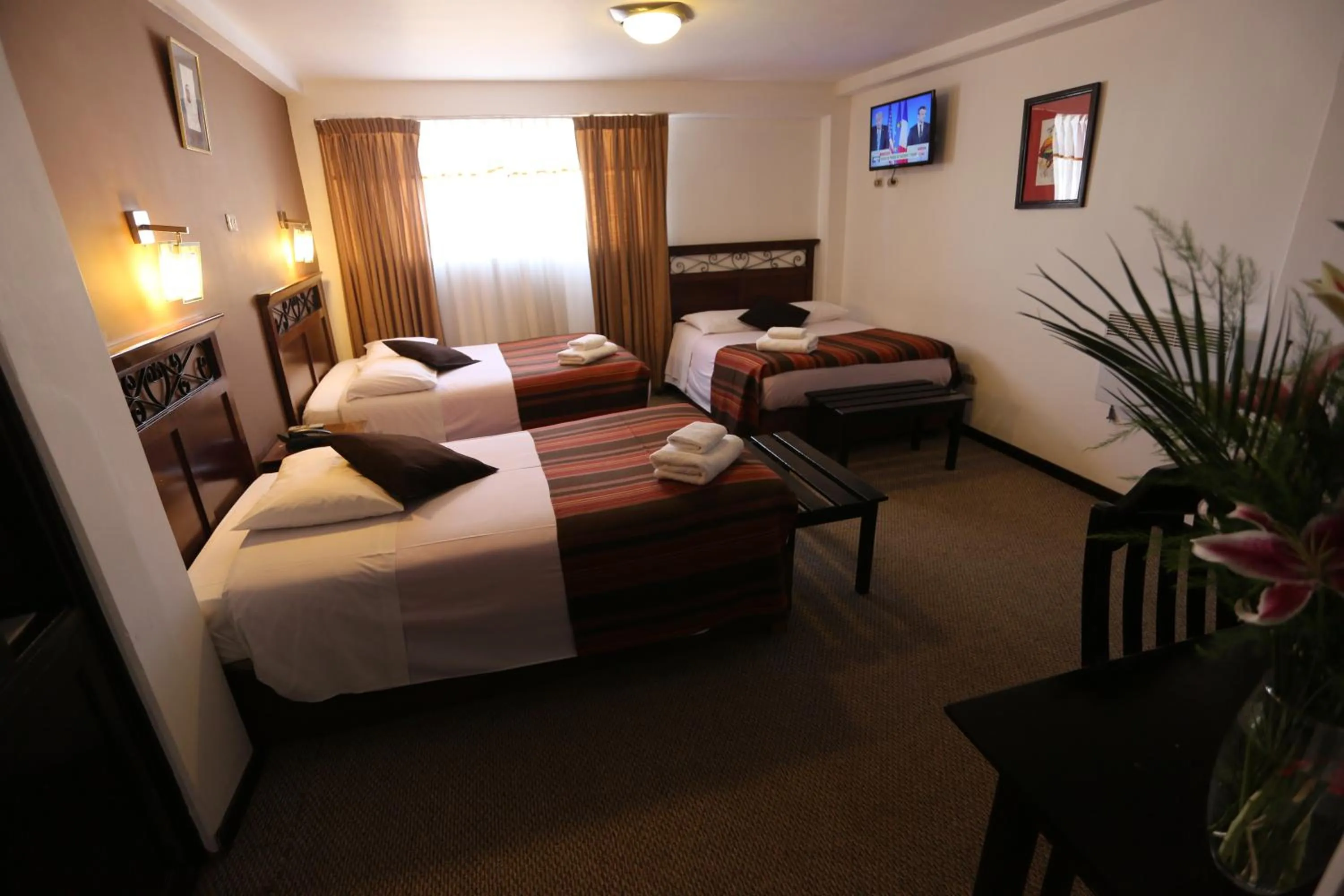 Photo of the whole room, Bed in Conde de Lemos Hotel