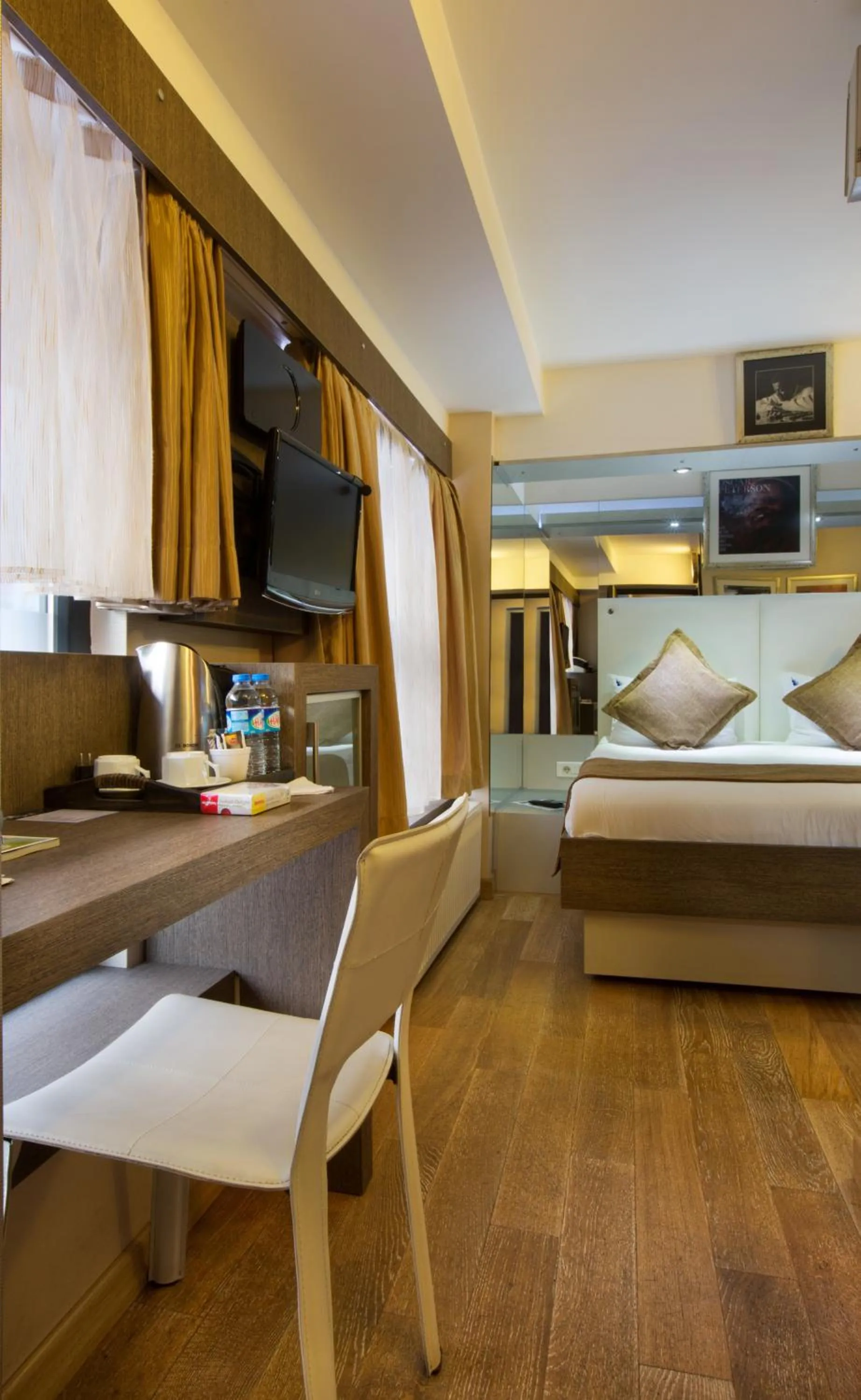 Coffee/tea facilities, Bed in Jazz Hotel Nisantasi