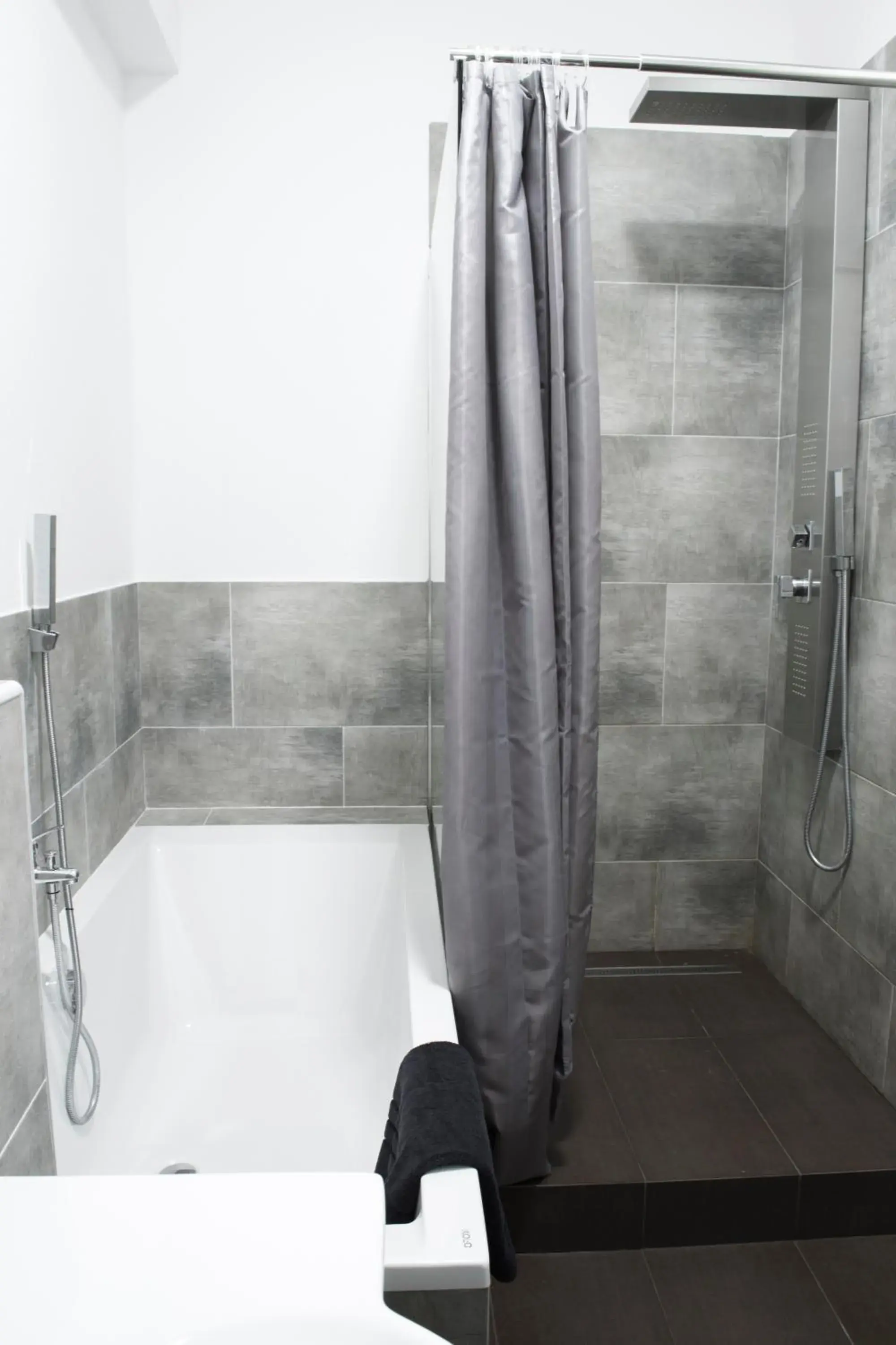 Three-Bedroom Apartment in Gwuni Mopera Three-Bedroom Apartment in Gwuni Mopera