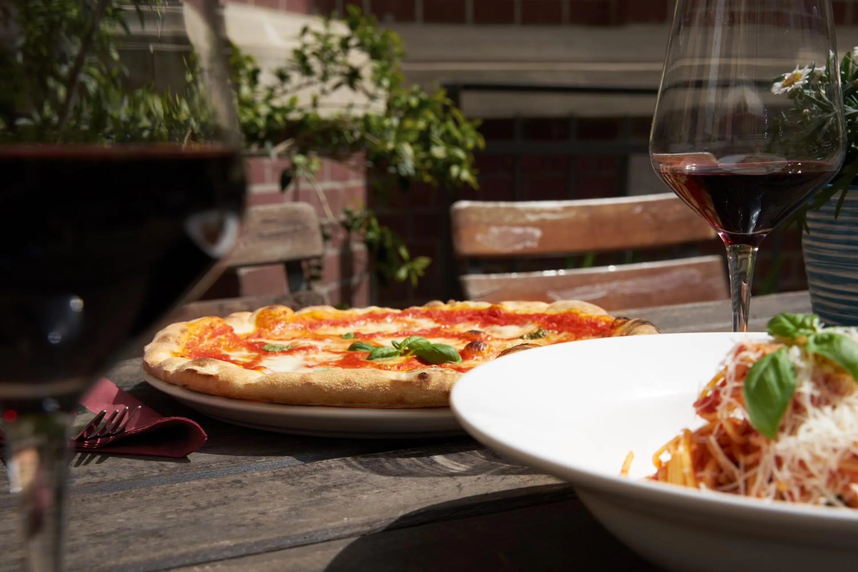 Lunch in Gwuni Mopera