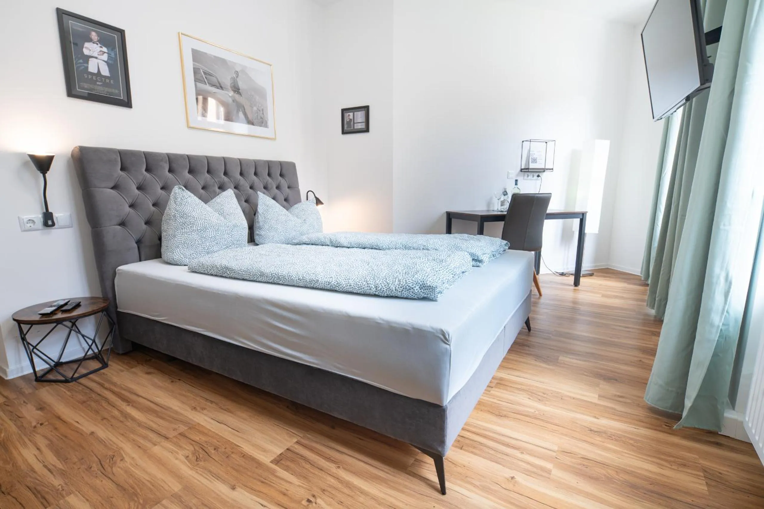 Photo of the whole room, Bed in Gwuni Mopera