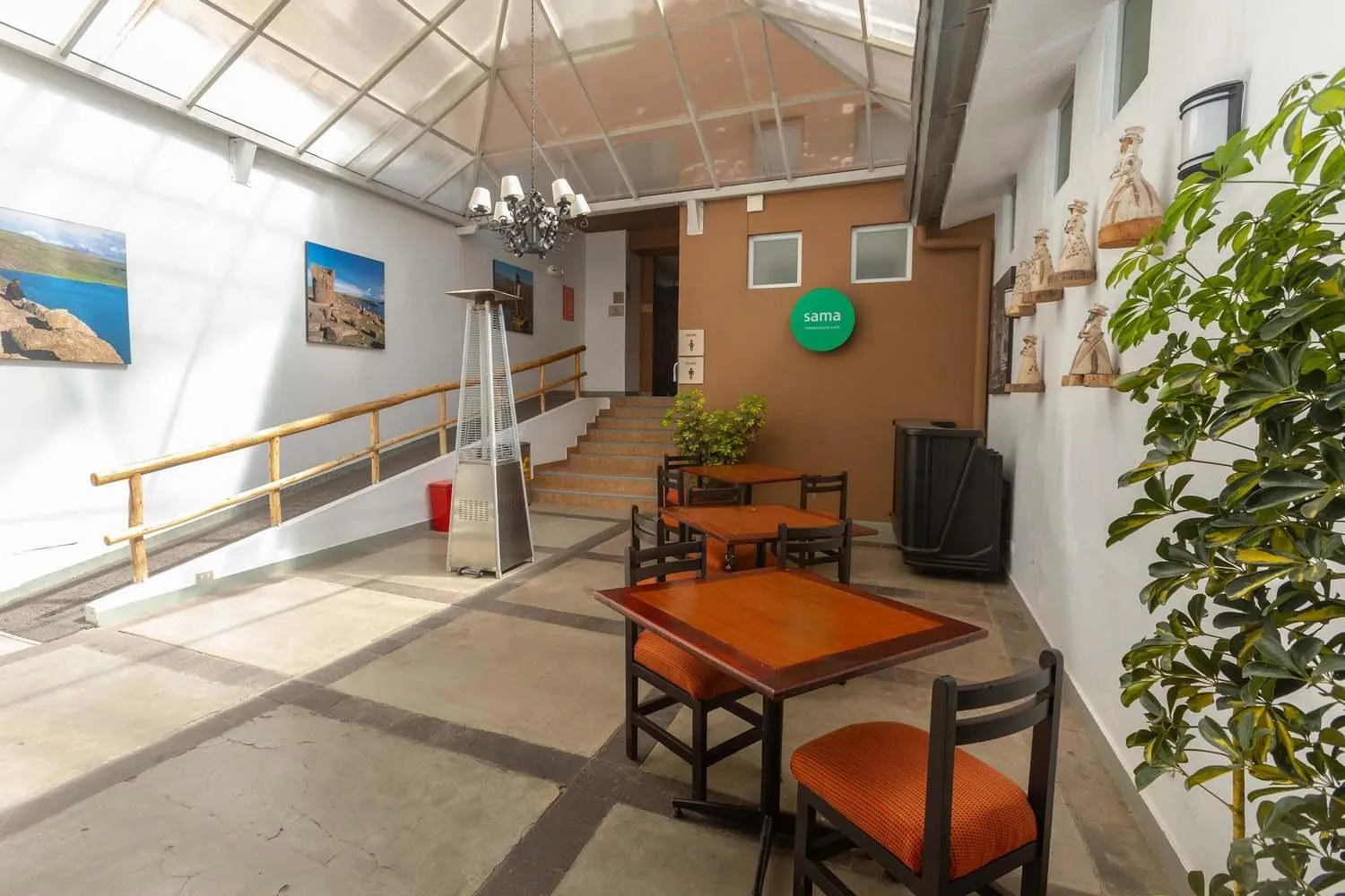 Restaurant/places to eat in Casa Andina Standard Puno