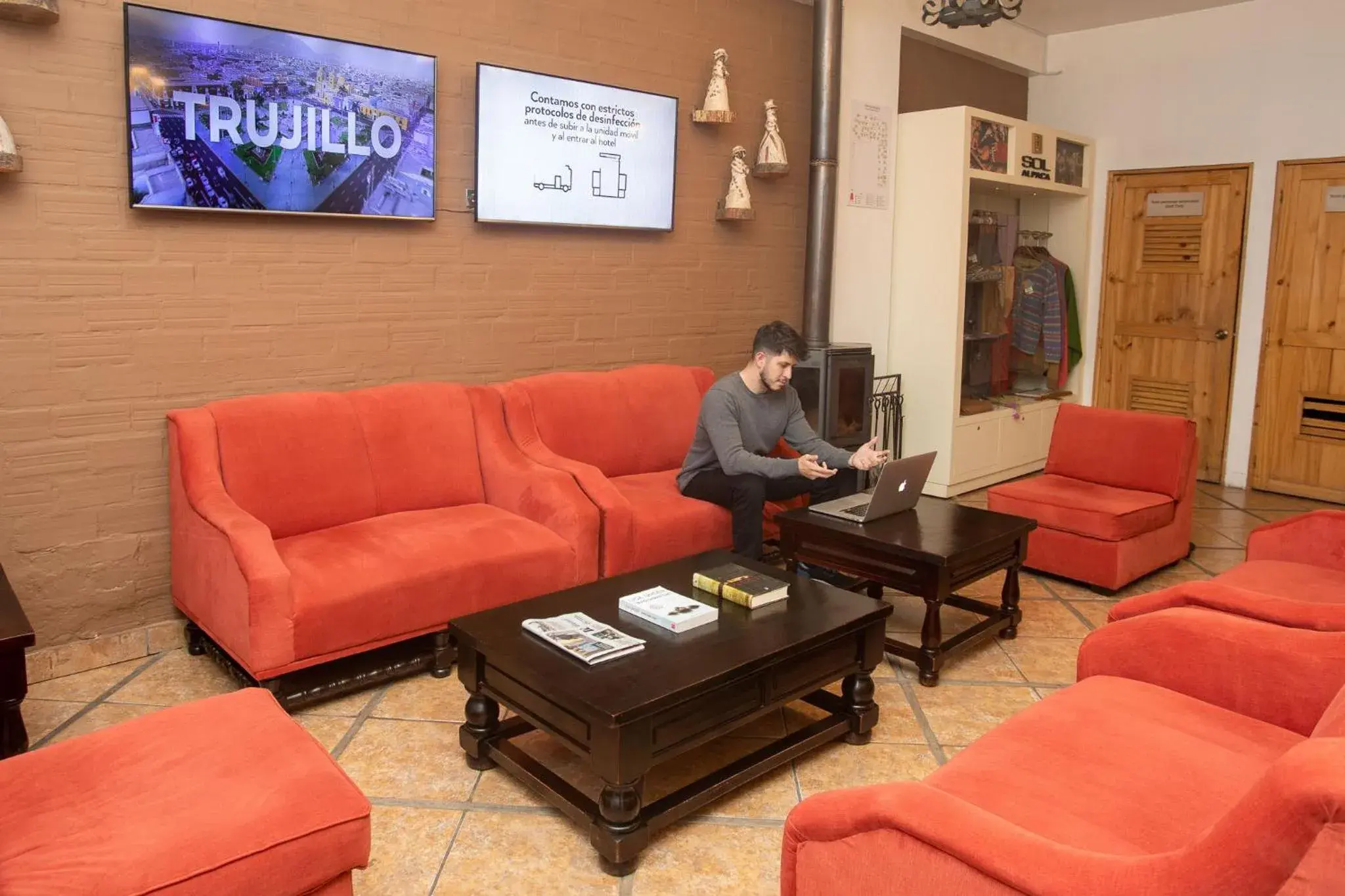 Lobby or reception in Casa Andina Standard Puno Lobby or reception in Casa Andina Standard Puno