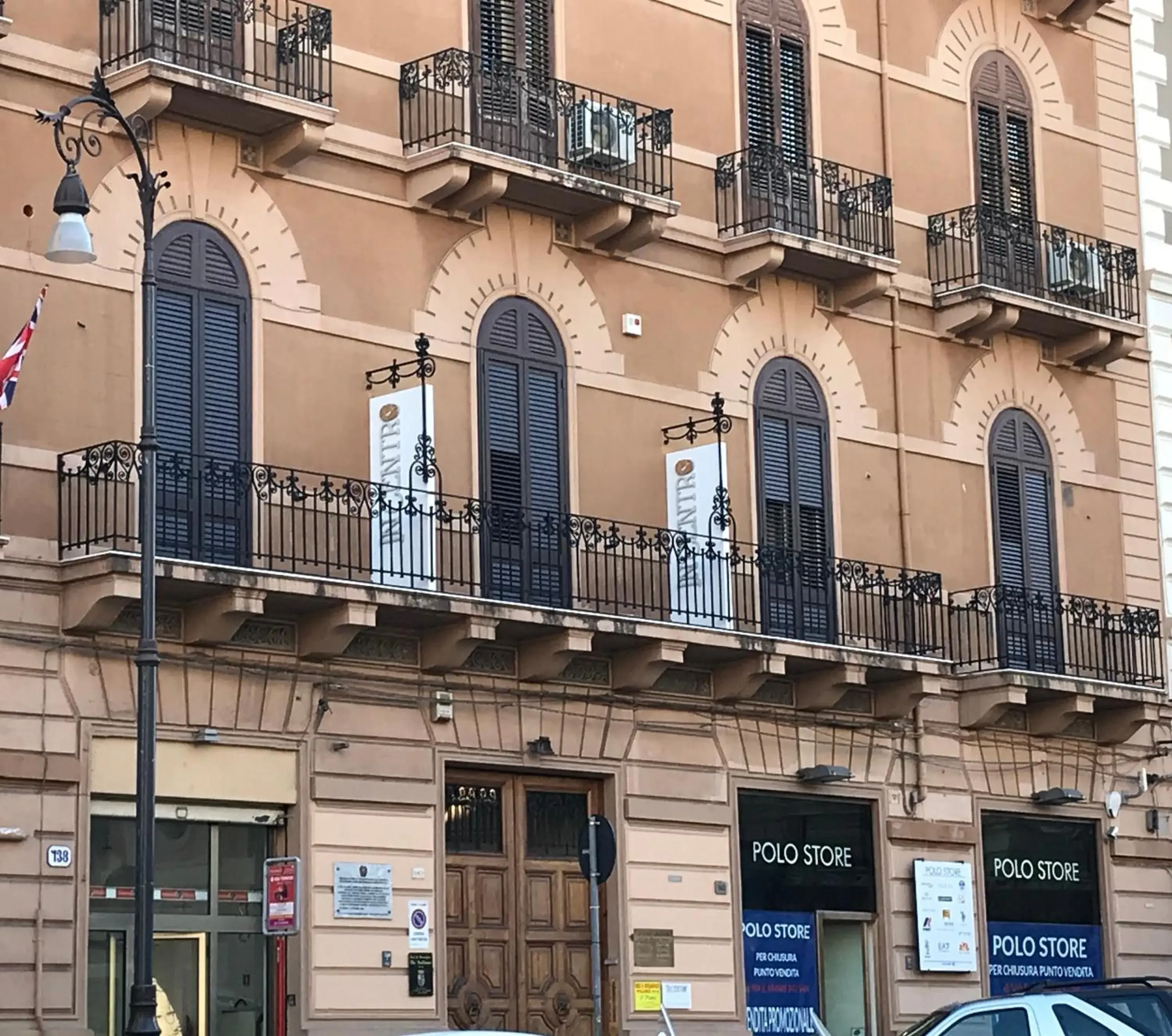 Facade/entrance in B&B In Centro Palermo Facade/entrance in B&B In Centro Palermo