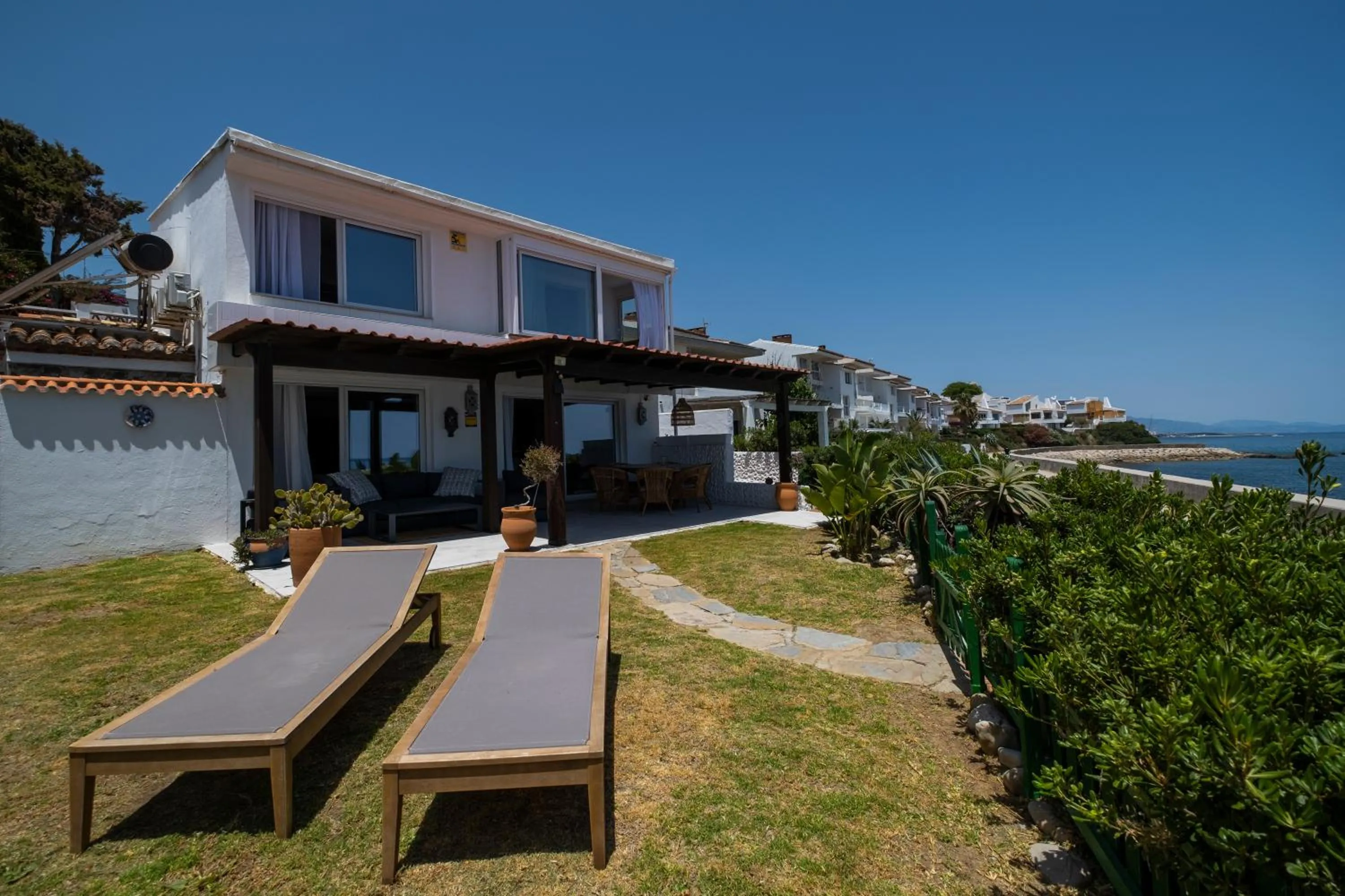 Beach Villa Dorada