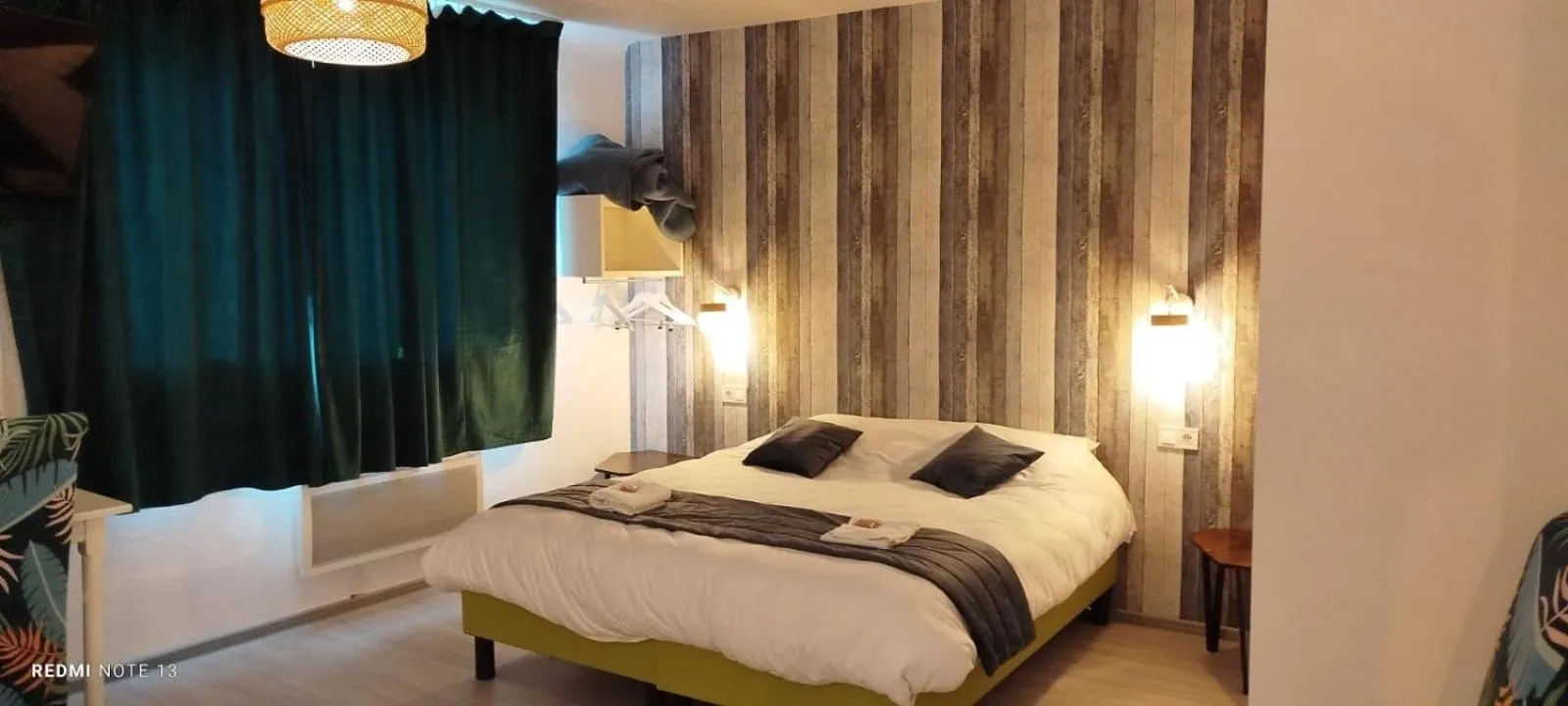 Bedroom, Bed in Garabit Hotel