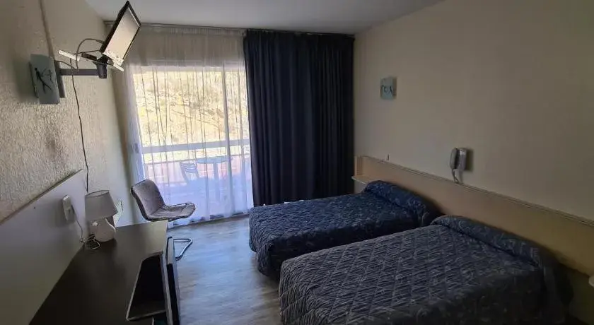 Bedroom, Bed in Garabit Hotel Bedroom, Bed in Garabit Hotel