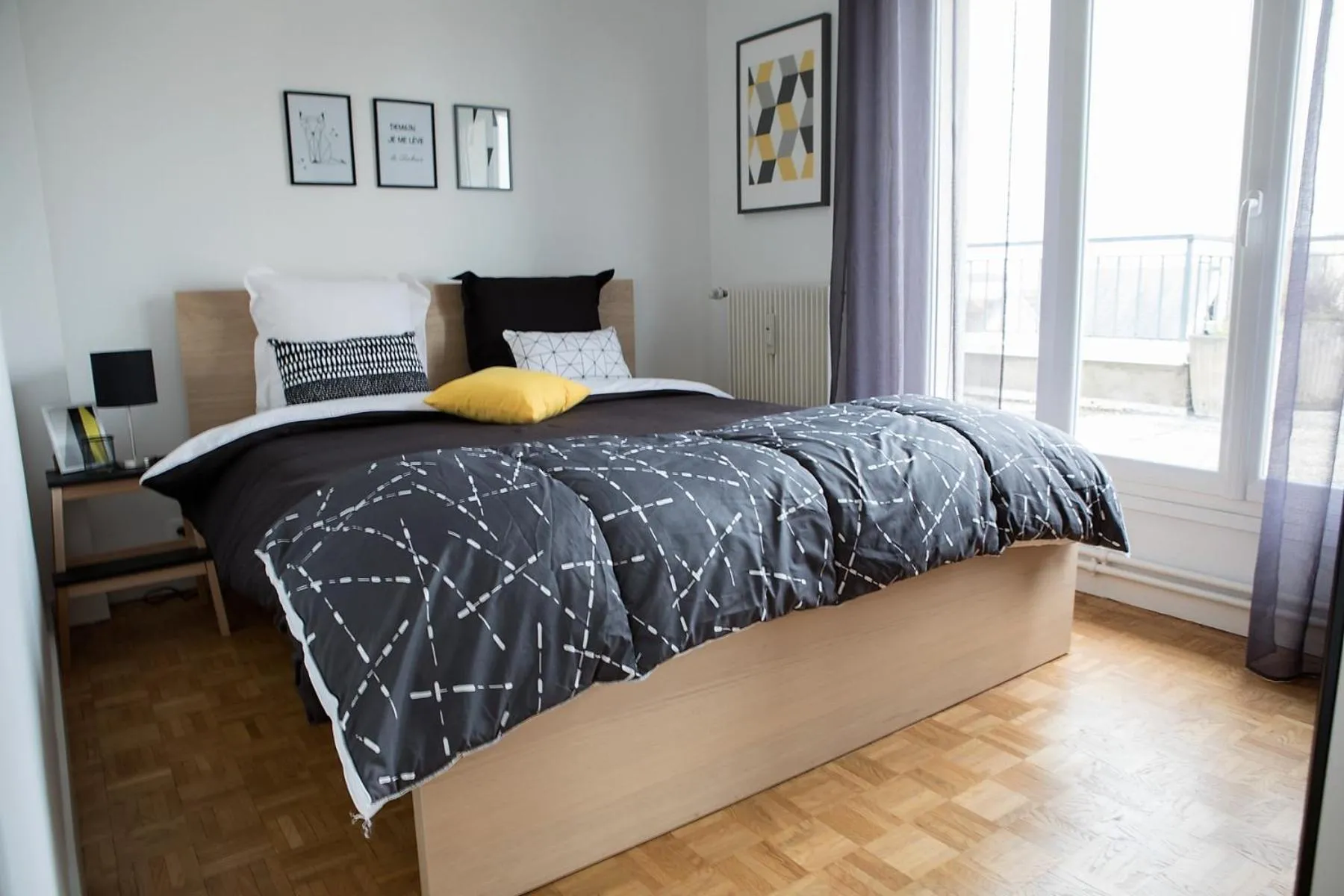 Photo of the whole room, Bed in Gite Bons Amis
