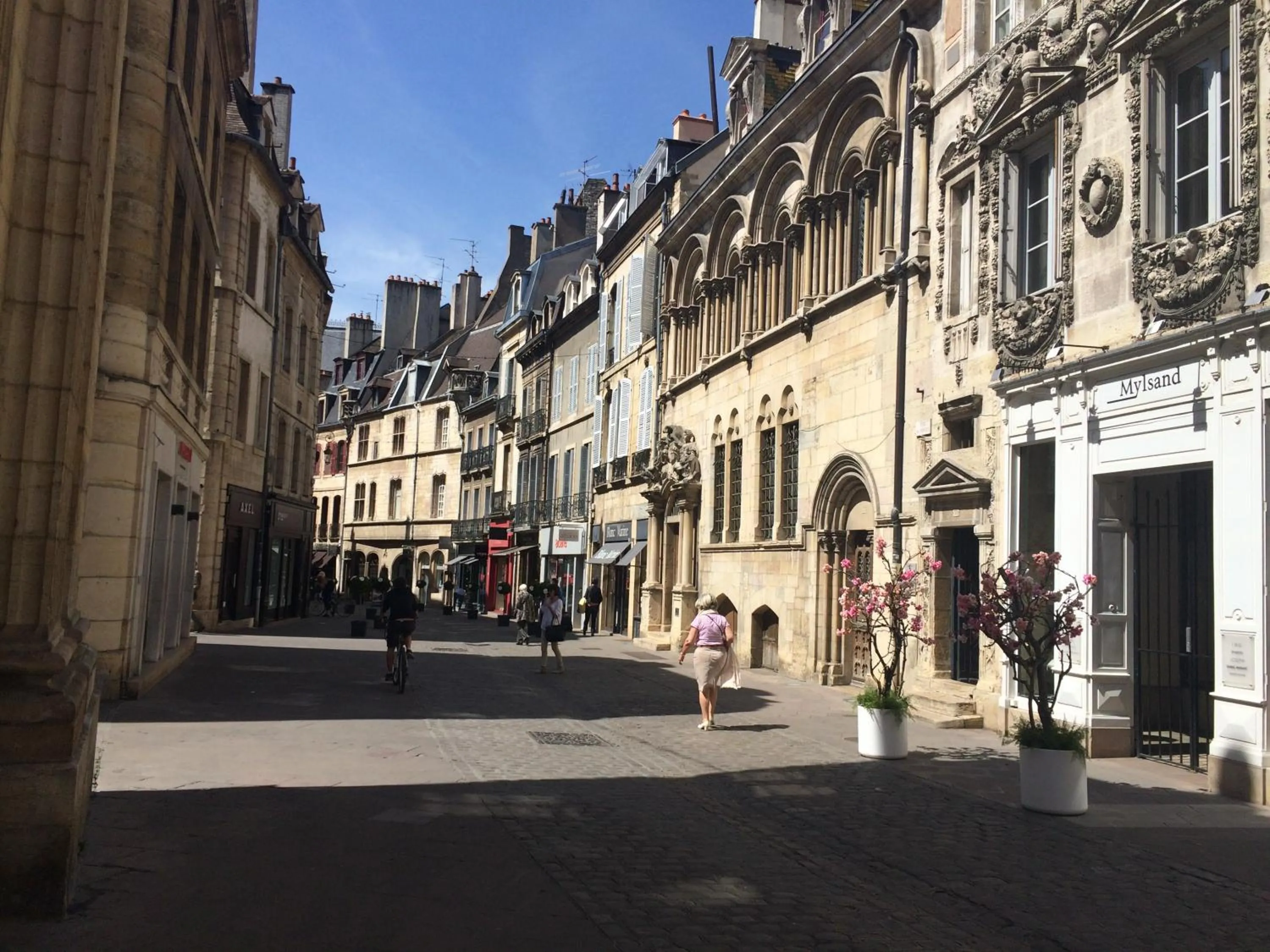 Nearby landmark in Gite Bons Amis