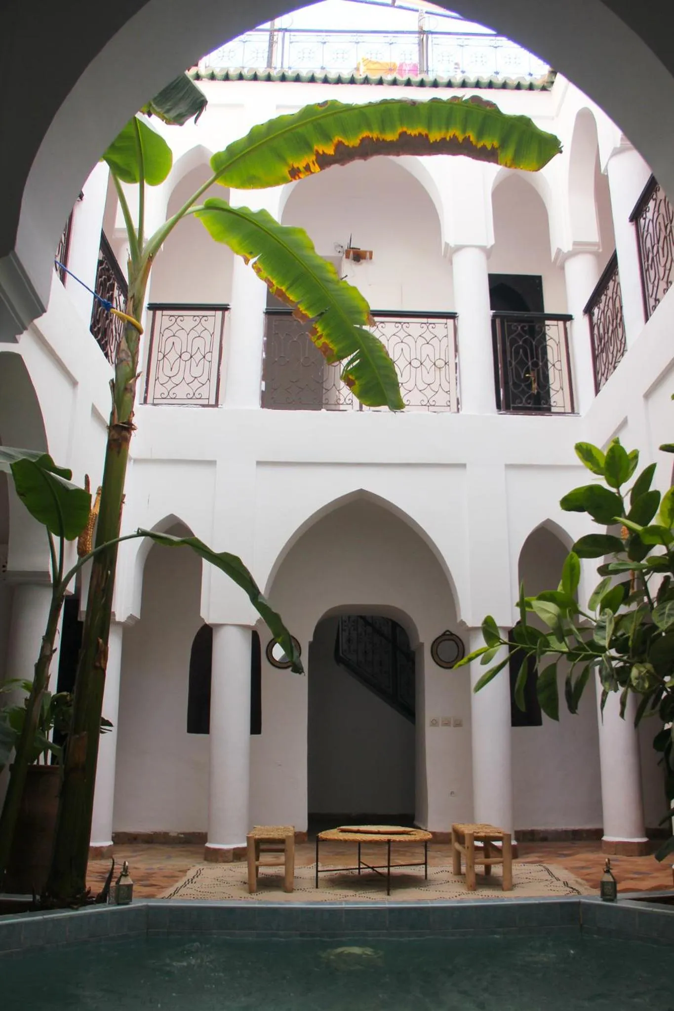 Property building in Riad Al Tainam