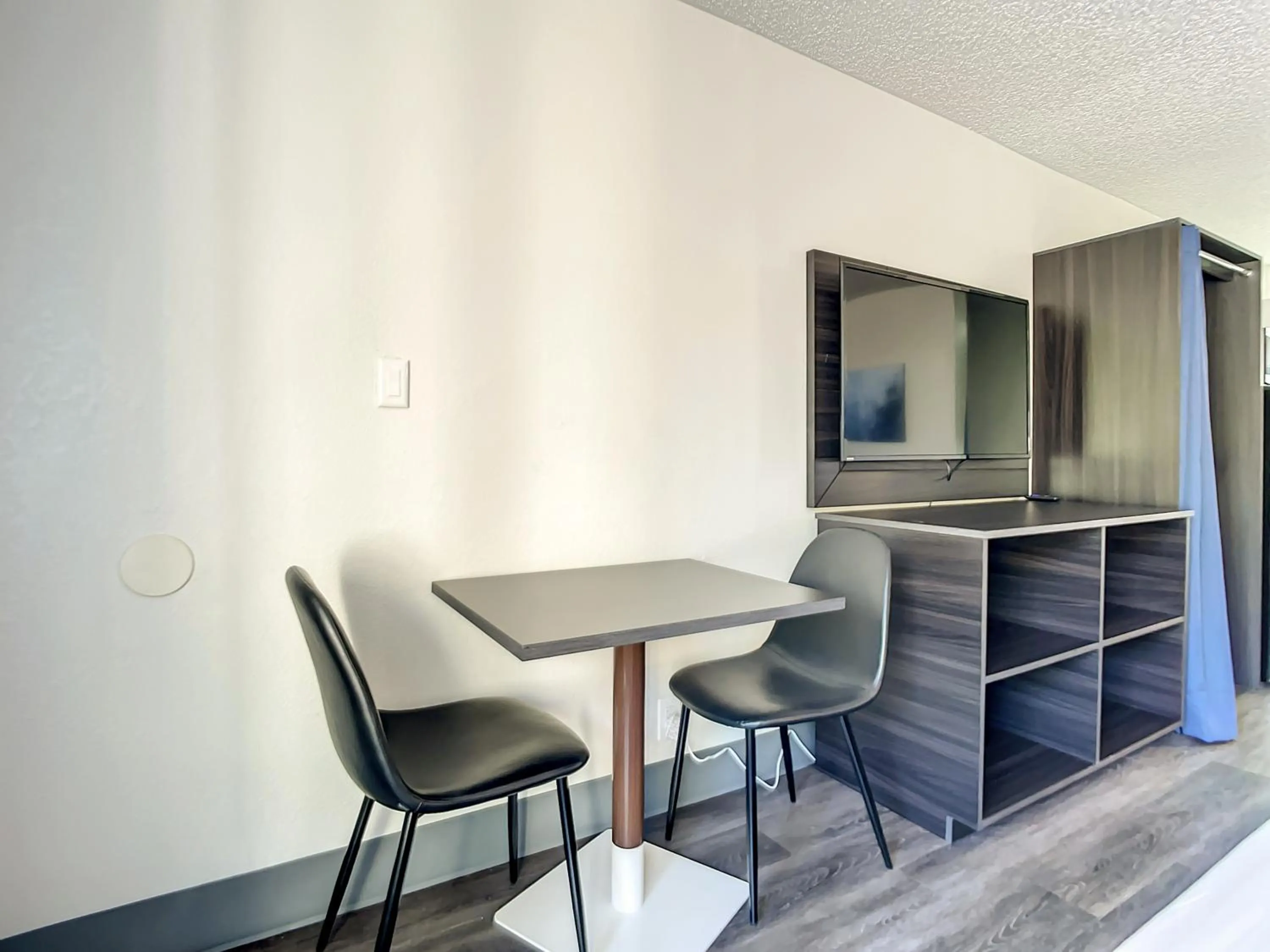 hair dresser in Stayable St Augustine