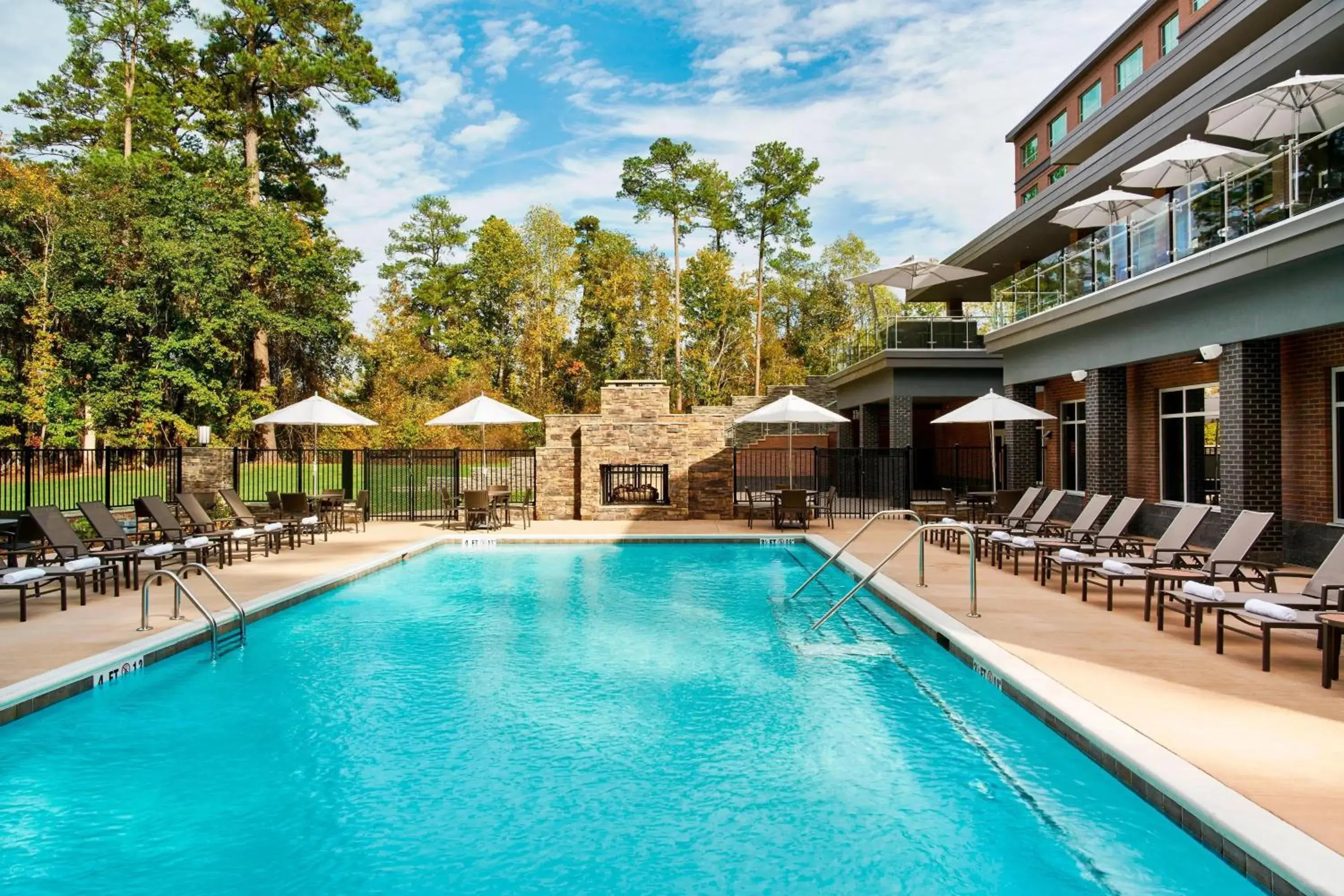 Swimming pool in The StateView Hotel, Autograph Collection Swimming pool in The StateView Hotel, Autograph Collection