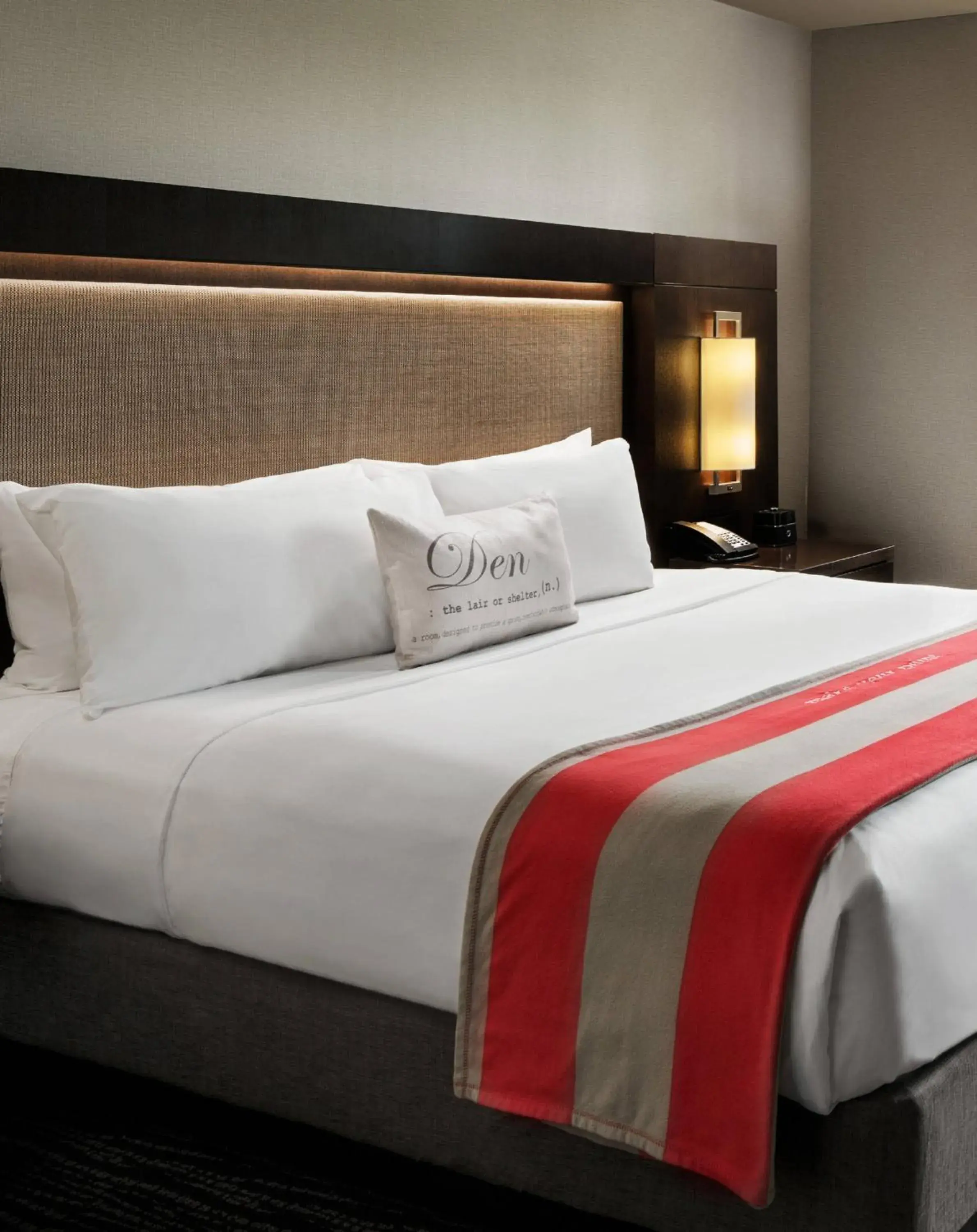 Bed in The StateView Hotel, Autograph Collection Bed in The StateView Hotel, Autograph Collection