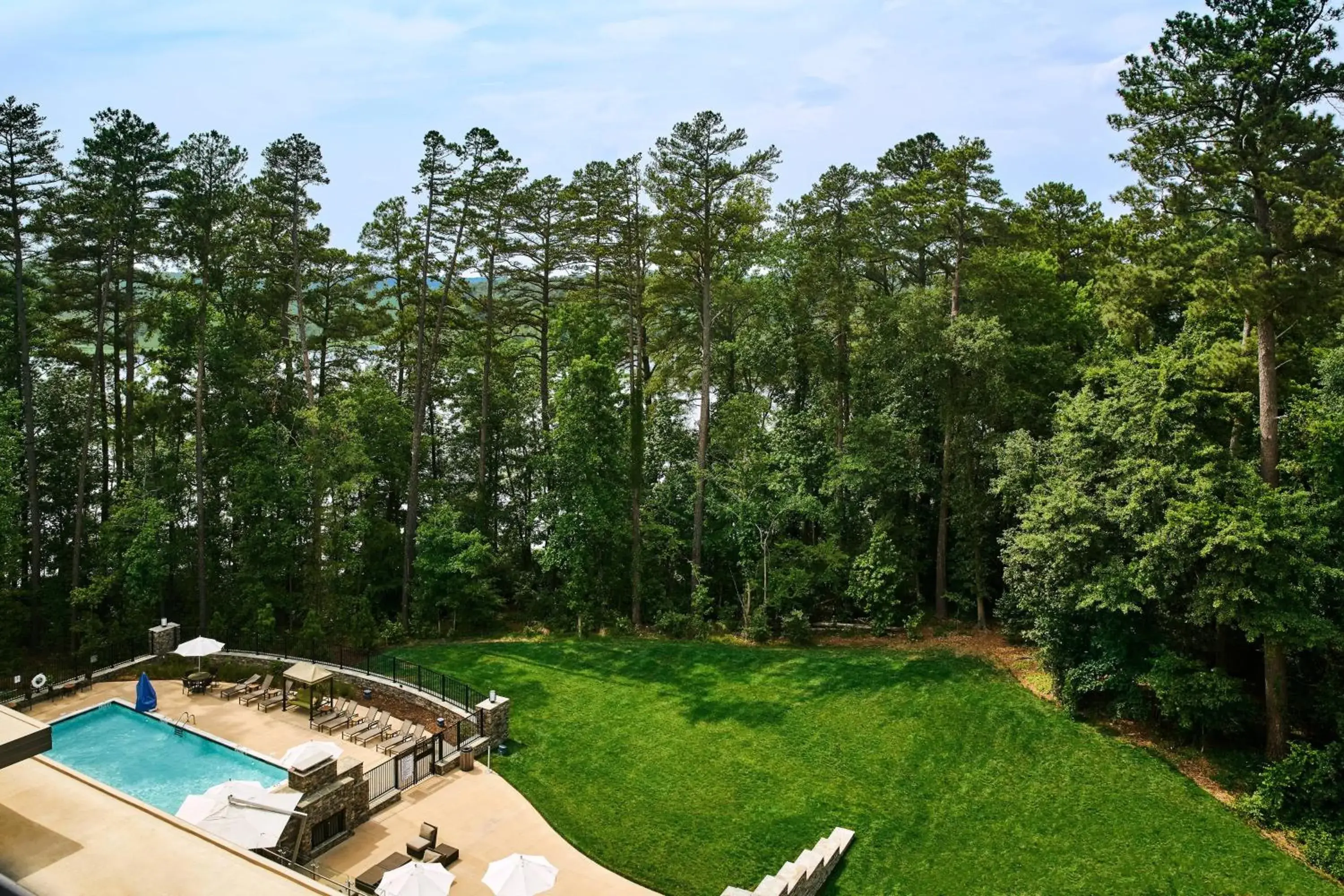 Swimming pool in The StateView Hotel, Autograph Collection Swimming pool in The StateView Hotel, Autograph Collection