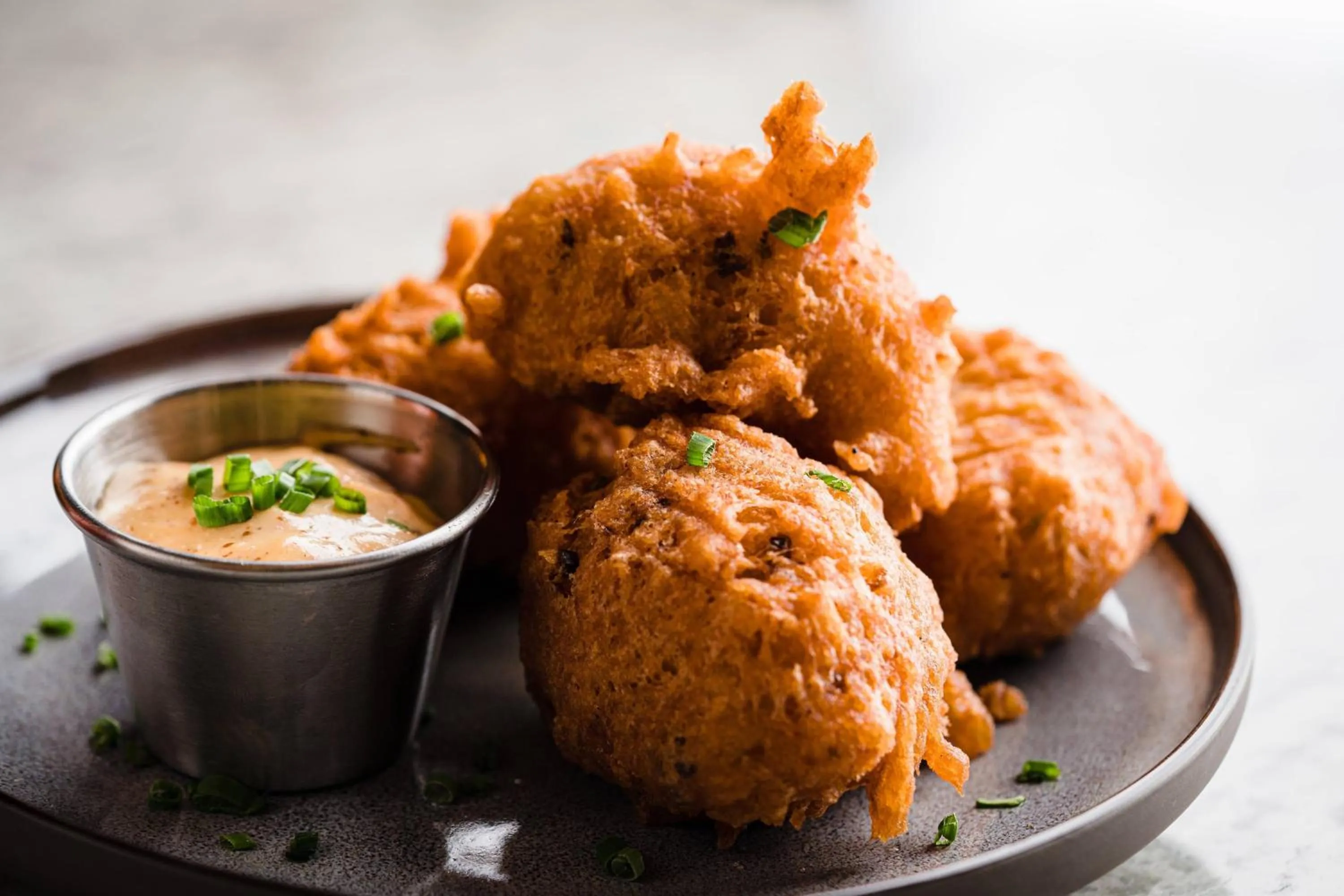 Restaurant/places to eat in The StateView Hotel, Autograph Collection