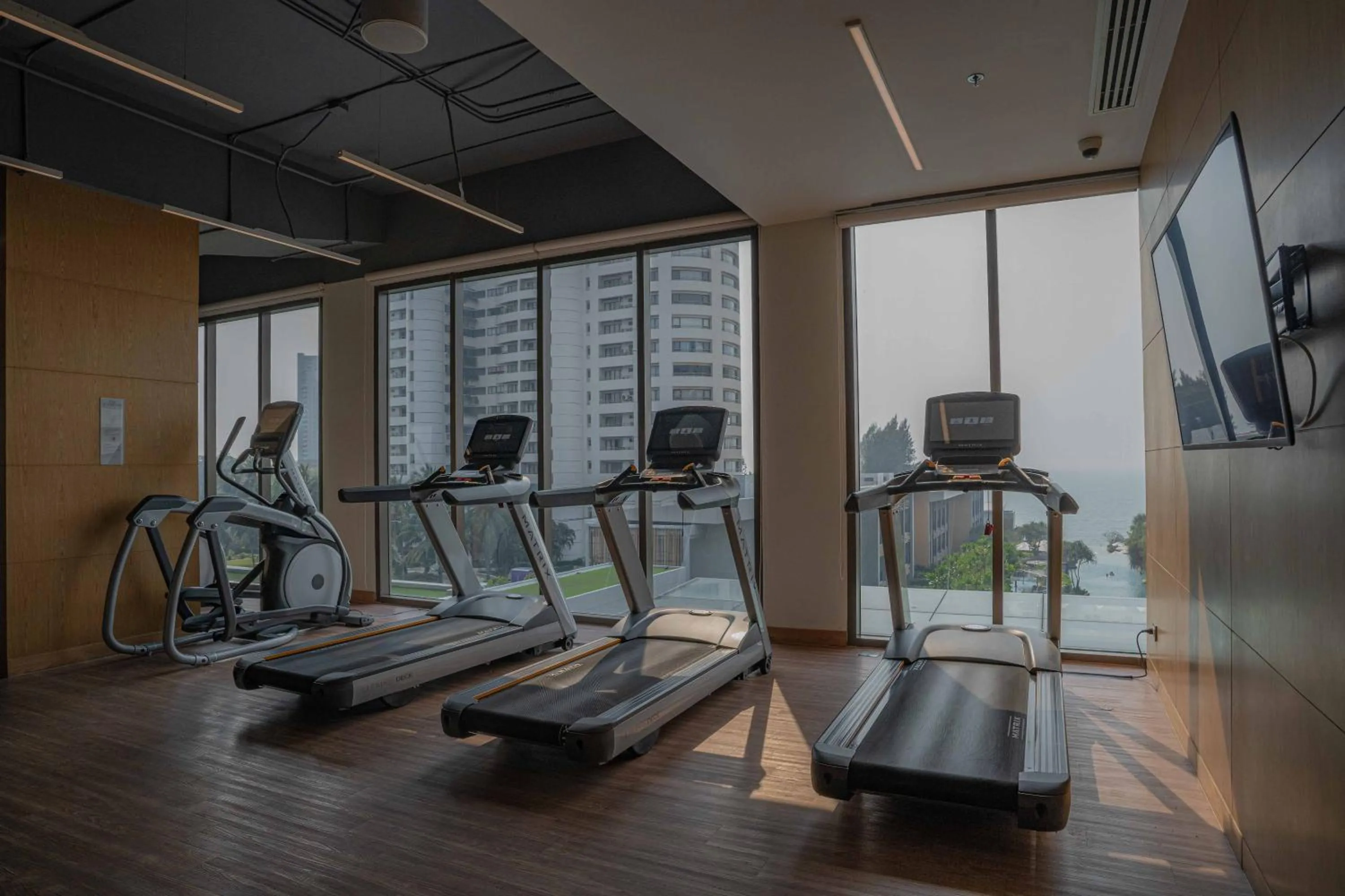Fitness centre/facilities in Renaissance Pattaya Resort & Spa