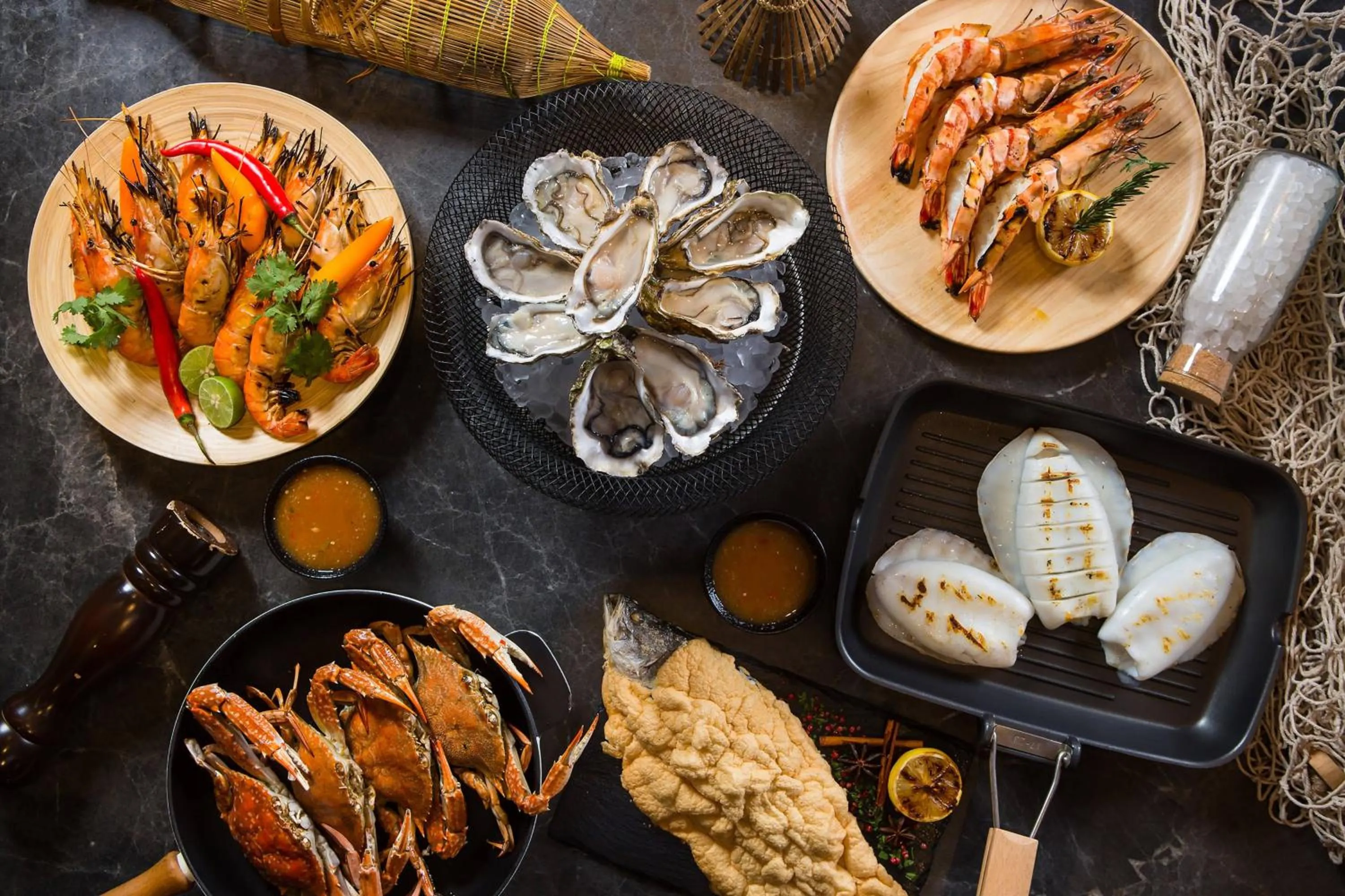 Kitchen or kitchenette in Renaissance Pattaya Resort & Spa