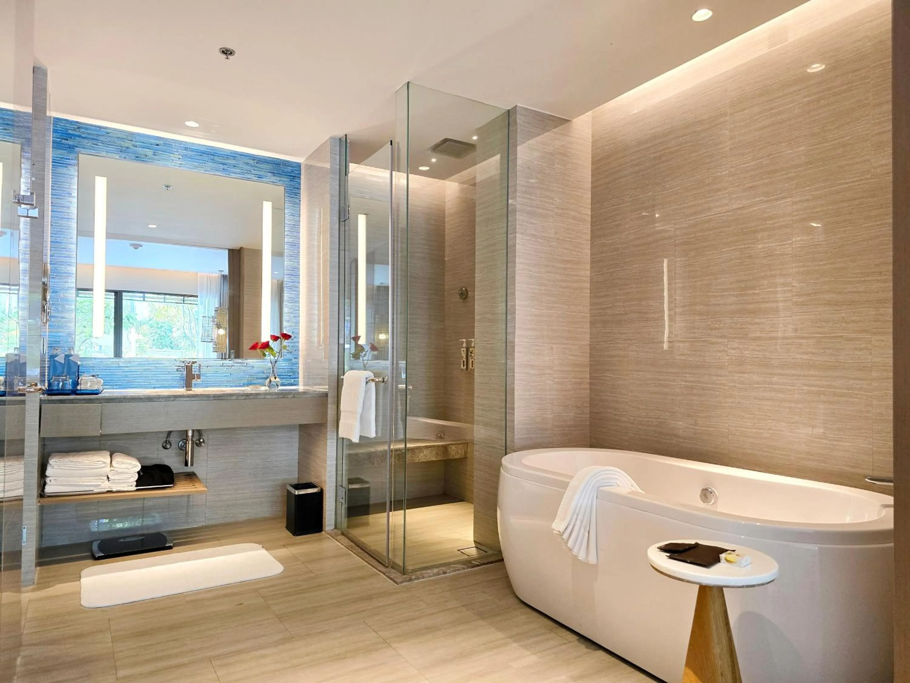 Bathroom in Renaissance Pattaya Resort & Spa