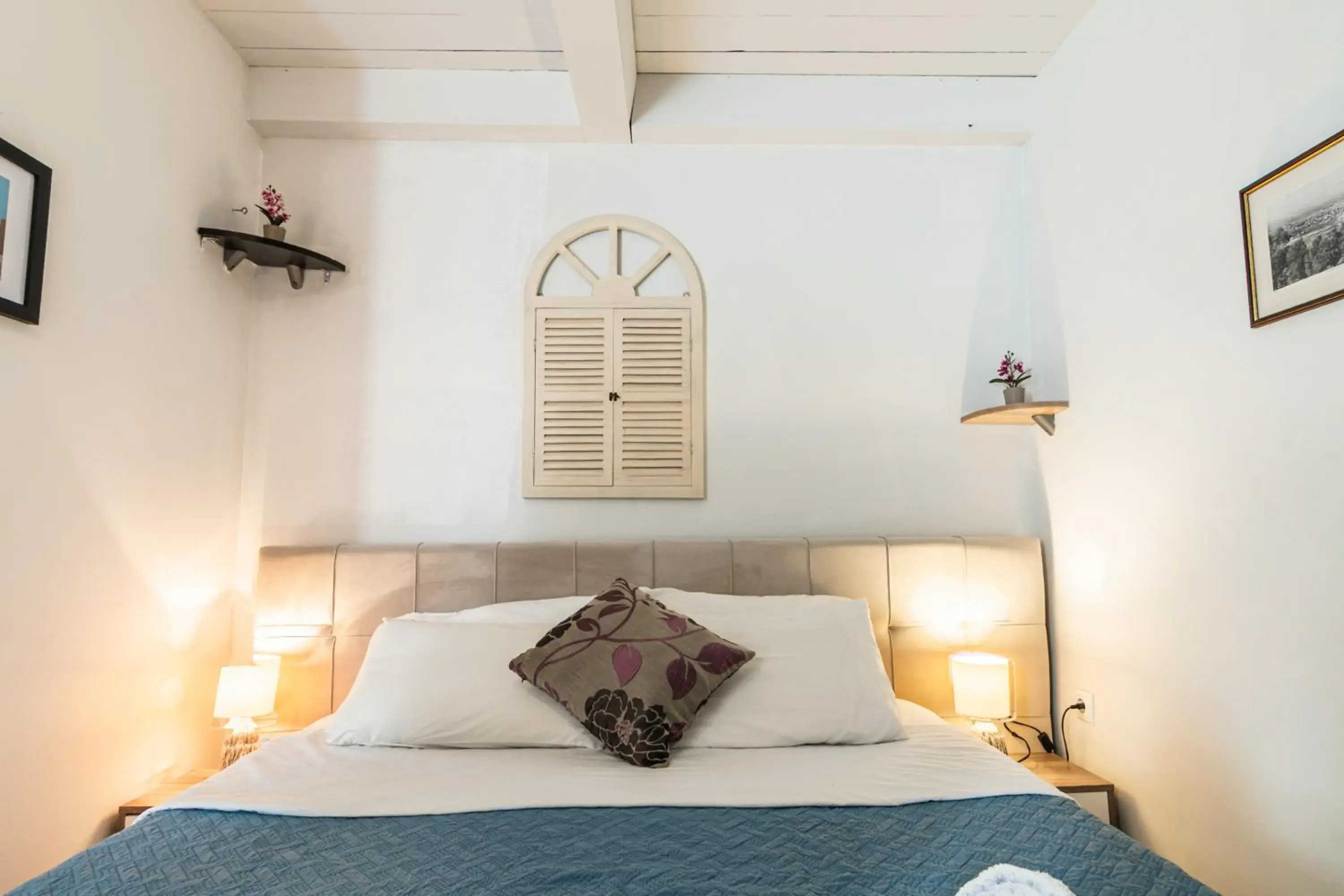 Triple Room with City View in Villa Venezia Triple Room with City View in Villa Venezia