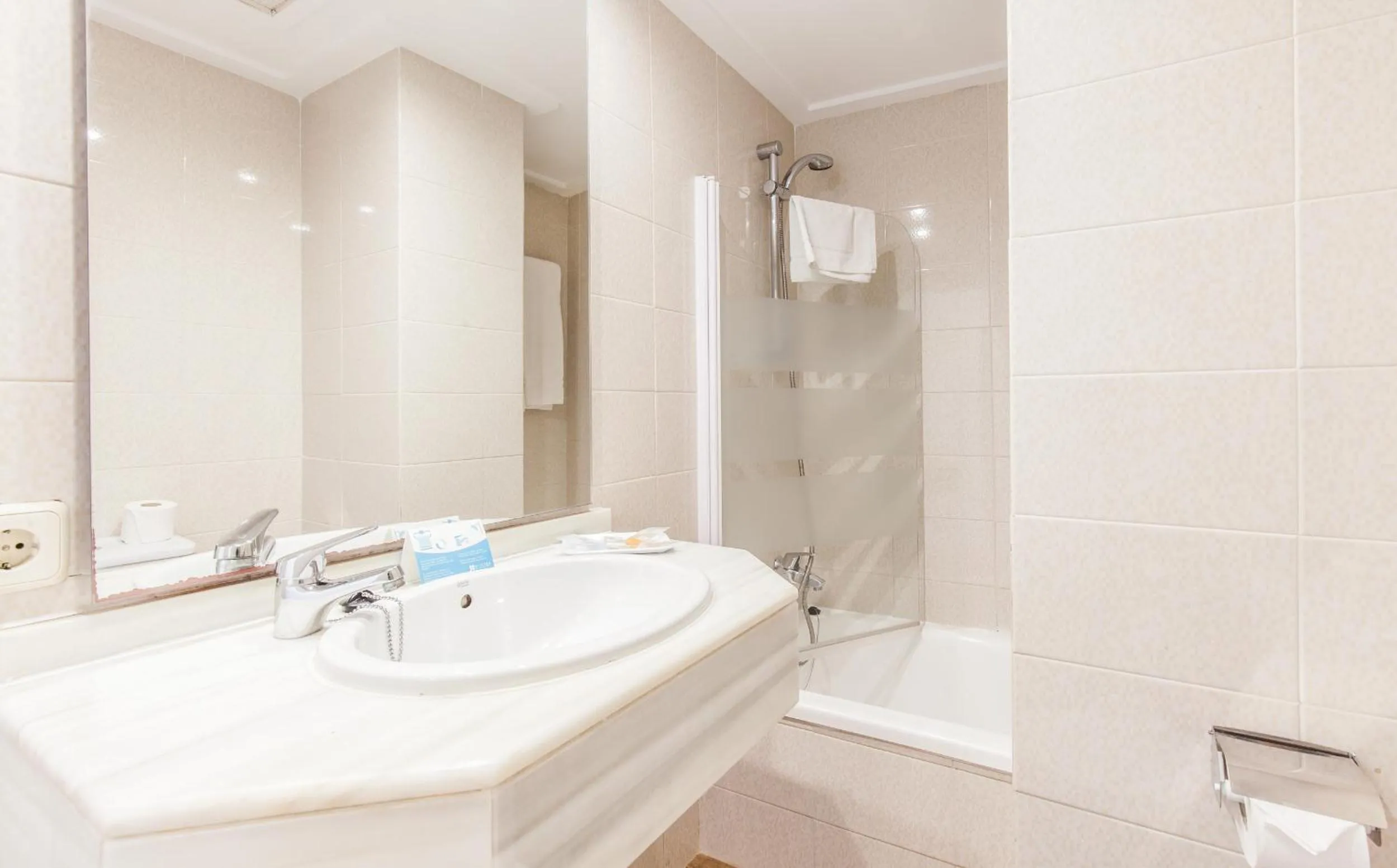 Bathroom in BLUESEA Cala Millor