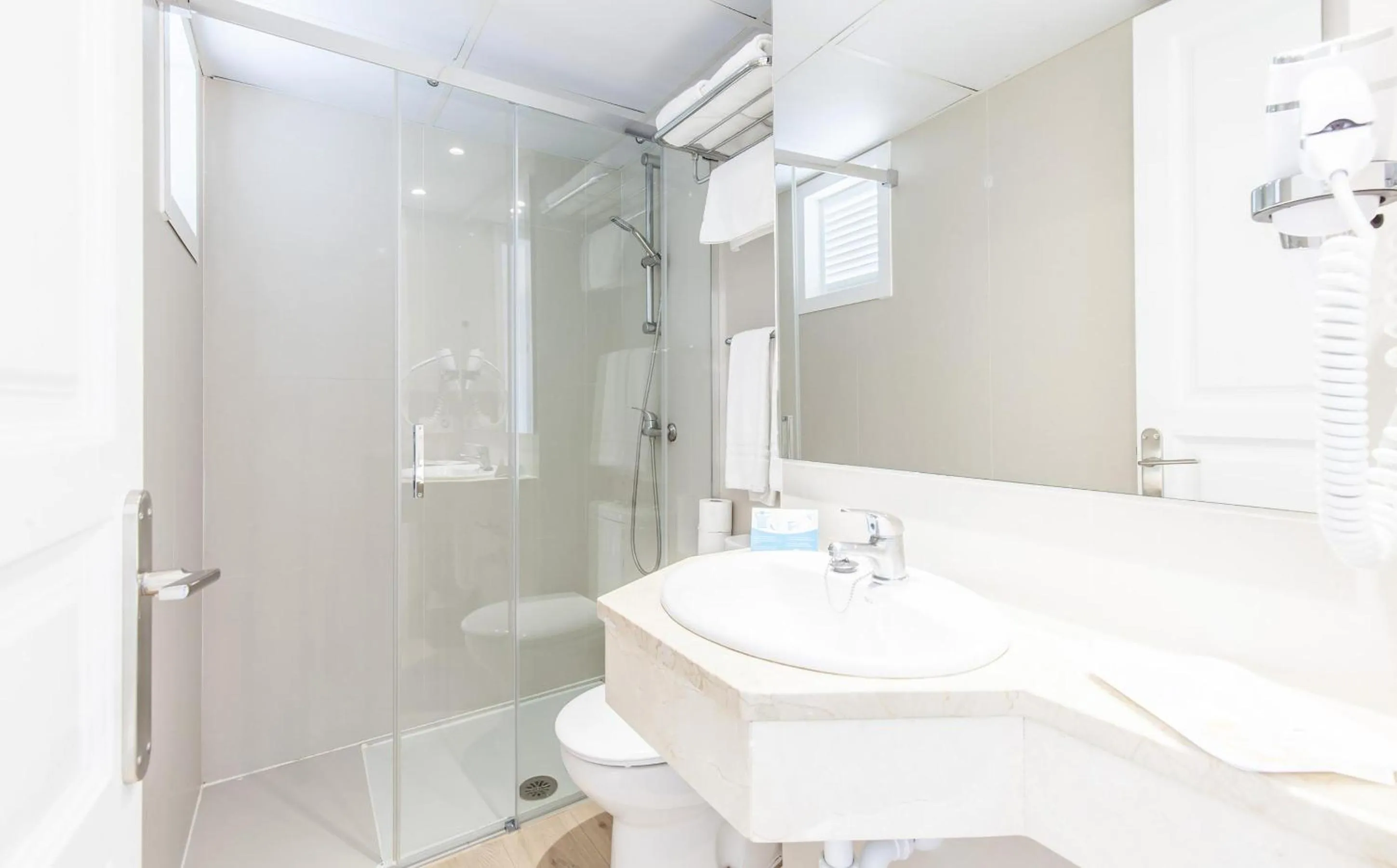 Bathroom in BLUESEA Cala Millor