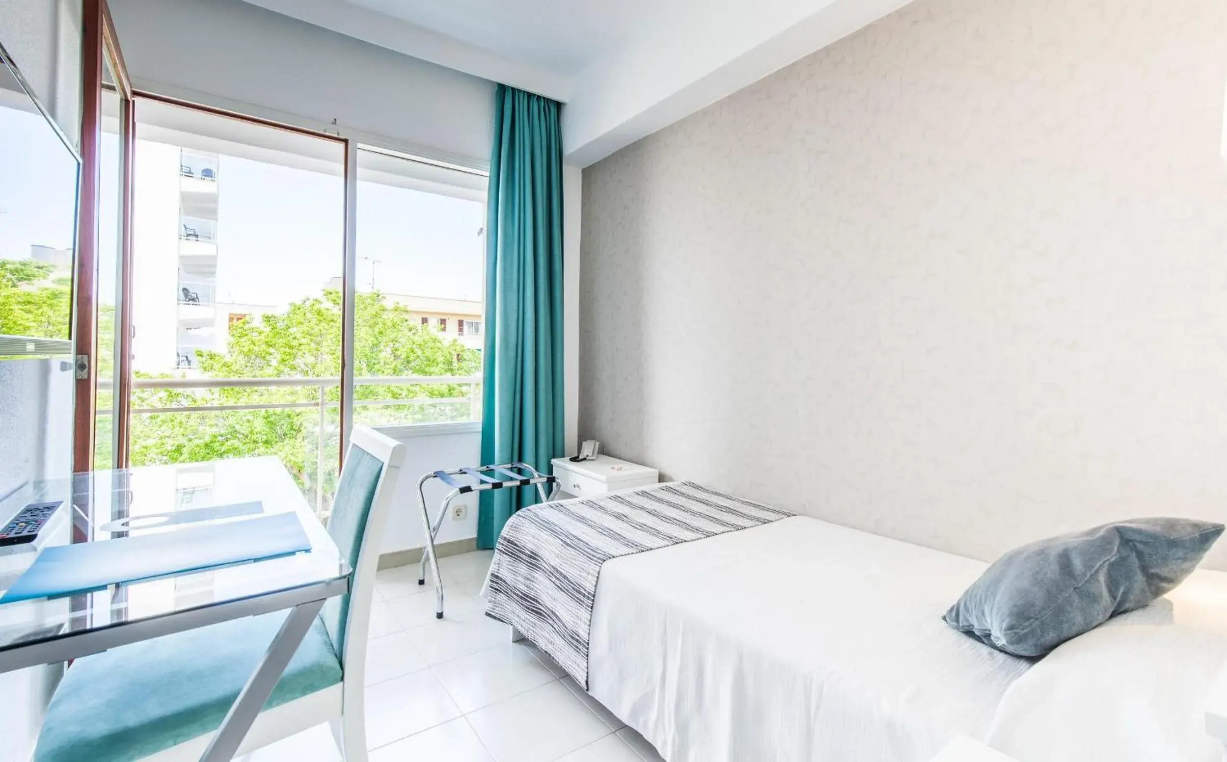 Photo of the whole room, Bed in BLUESEA Cala Millor Photo of the whole room, Bed in BLUESEA Cala Millor