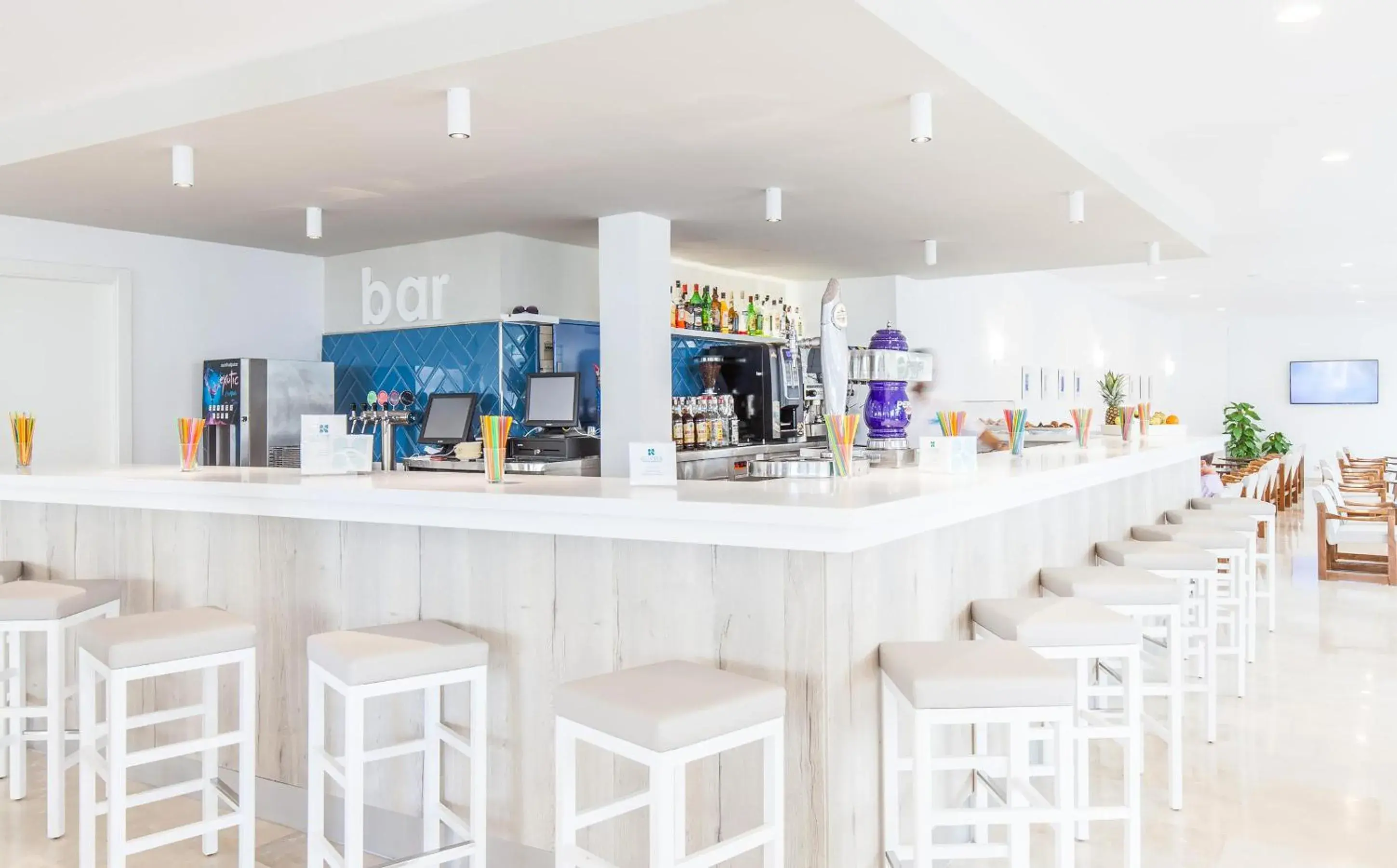 Lounge or bar in BLUESEA Cala Millor Lounge or bar in BLUESEA Cala Millor