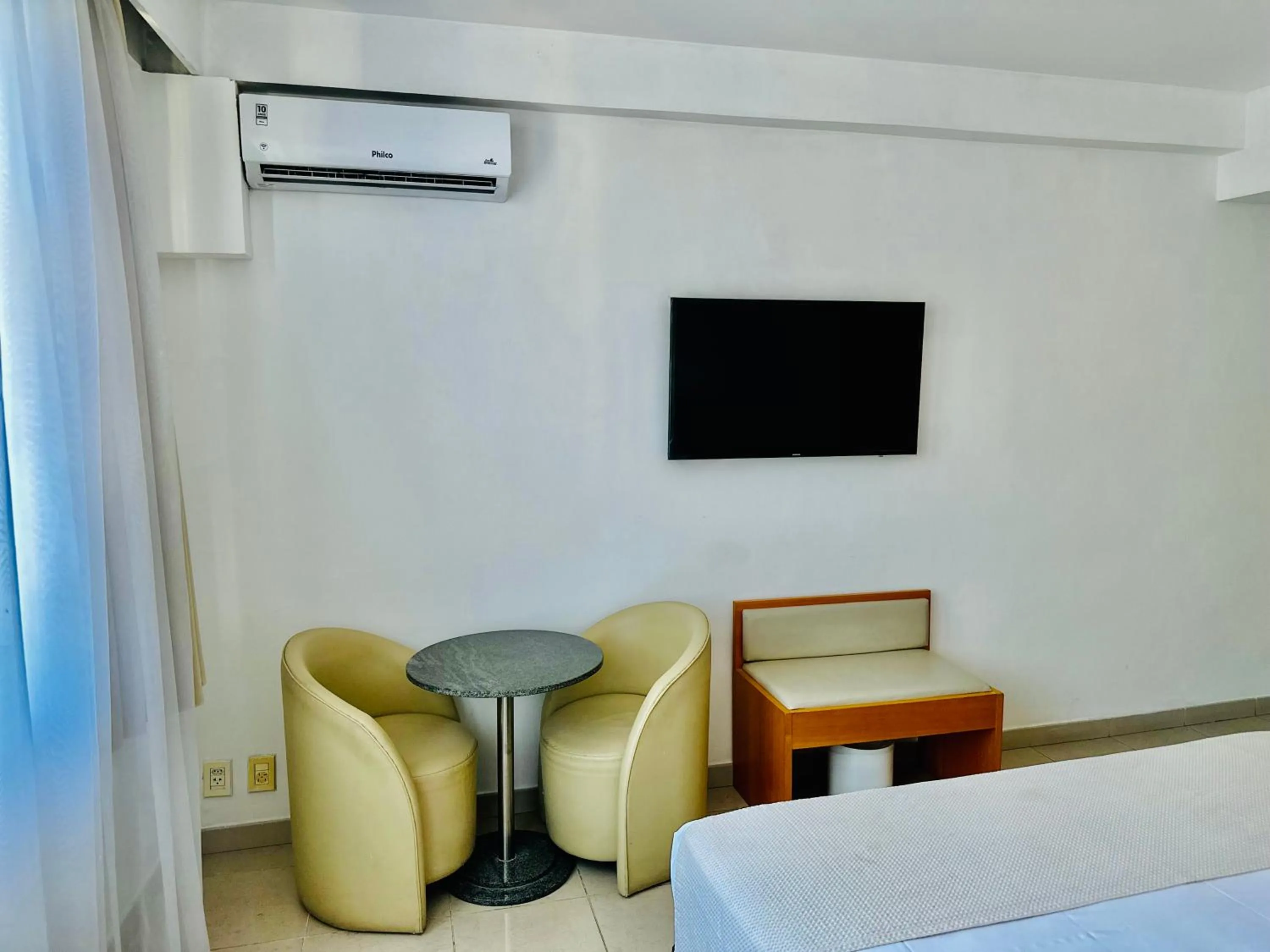 Bed in Copacabana Mar Hotel