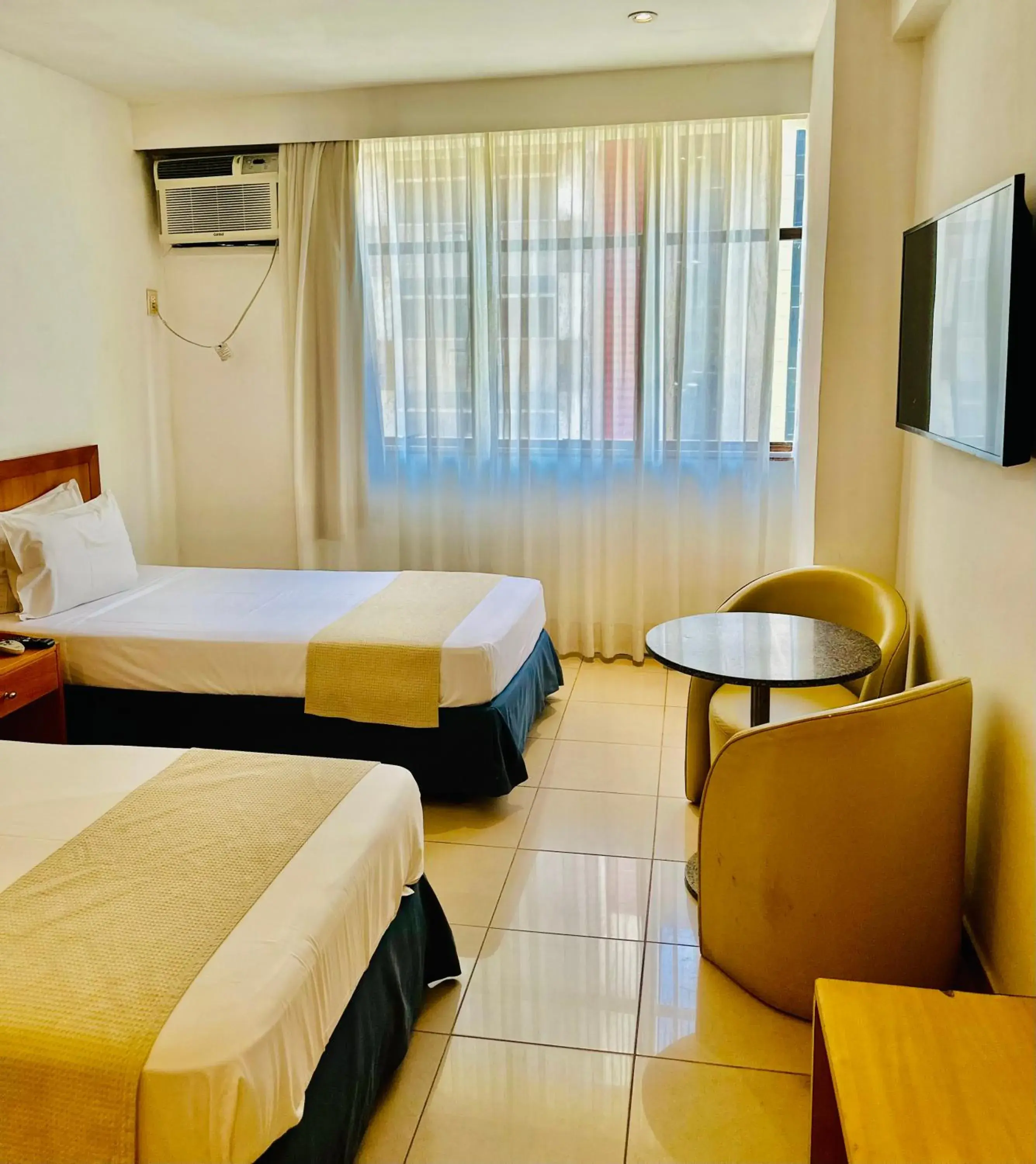 Bed in Copacabana Mar Hotel Bed in Copacabana Mar Hotel