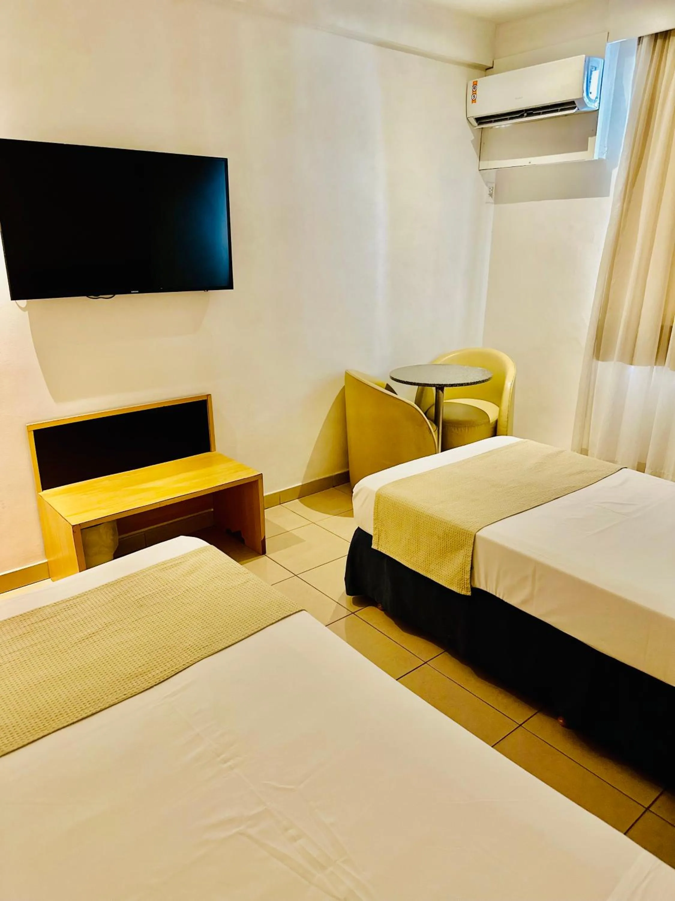 Bed in Copacabana Mar Hotel