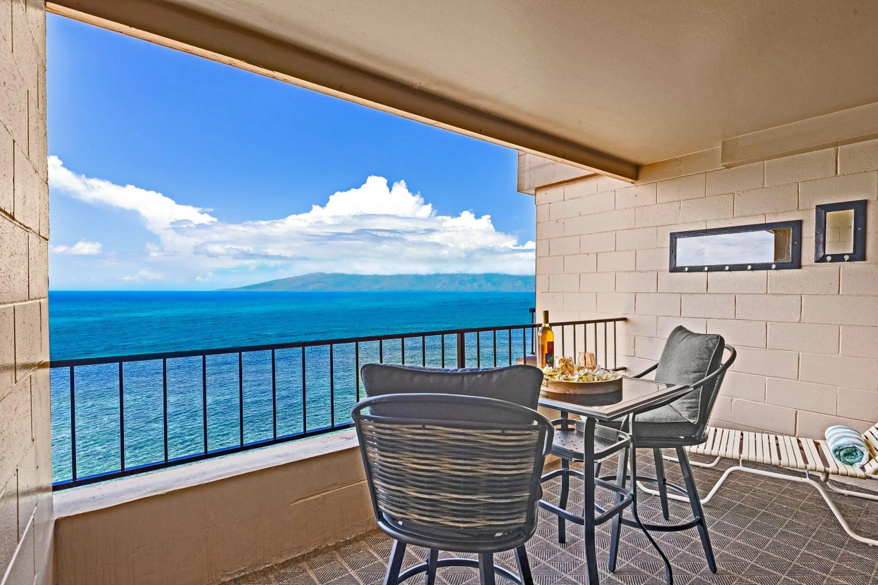 Balcony/Terrace in Maui Kai Condos - No Resort Fees