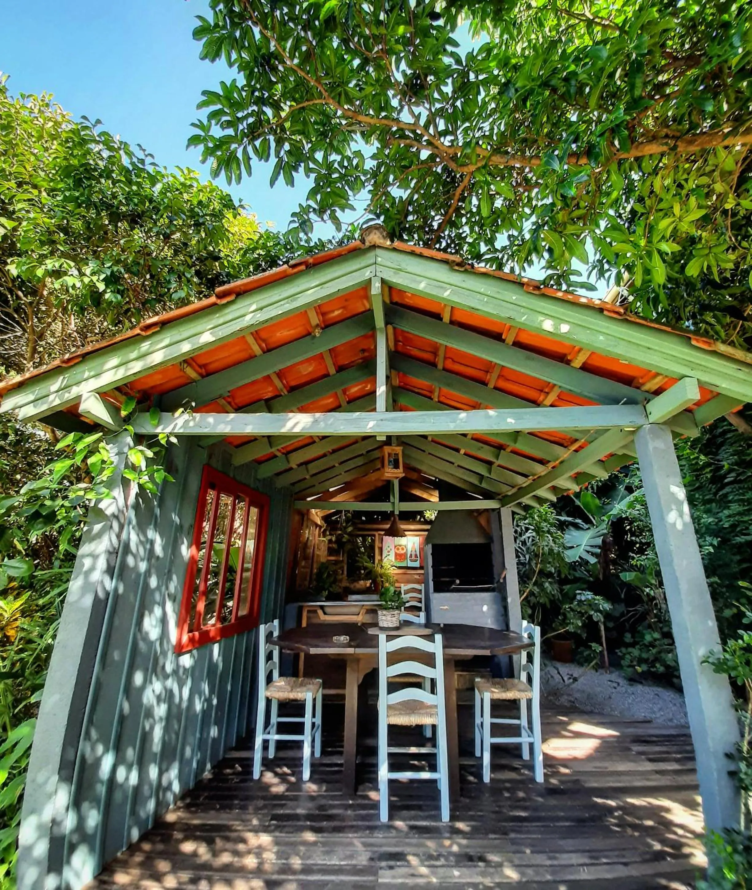 BBQ facilities in Villa Josefa - Cabanas completas com piscina e churrasqueira