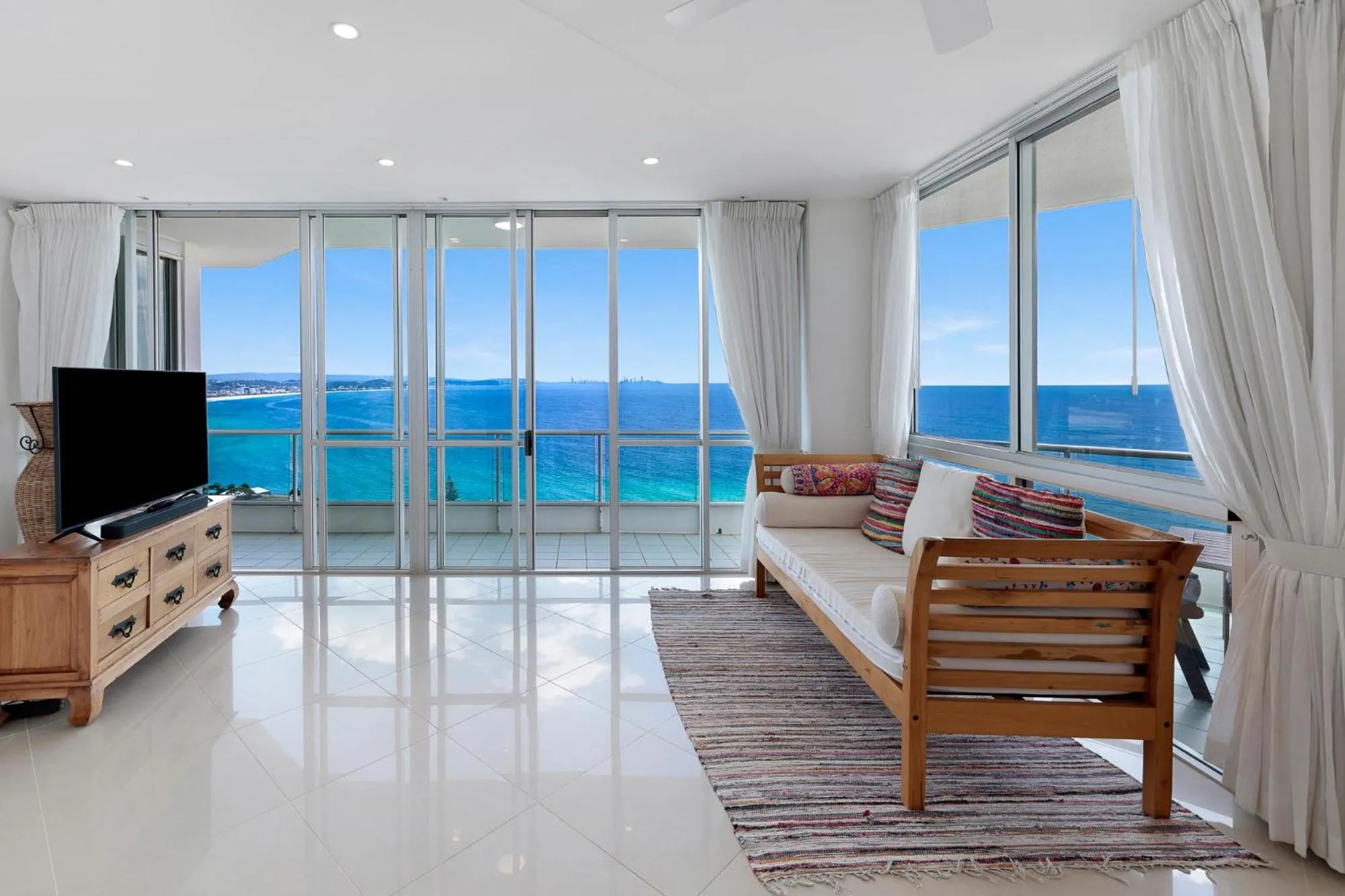 Living room in ULTIQA Points North