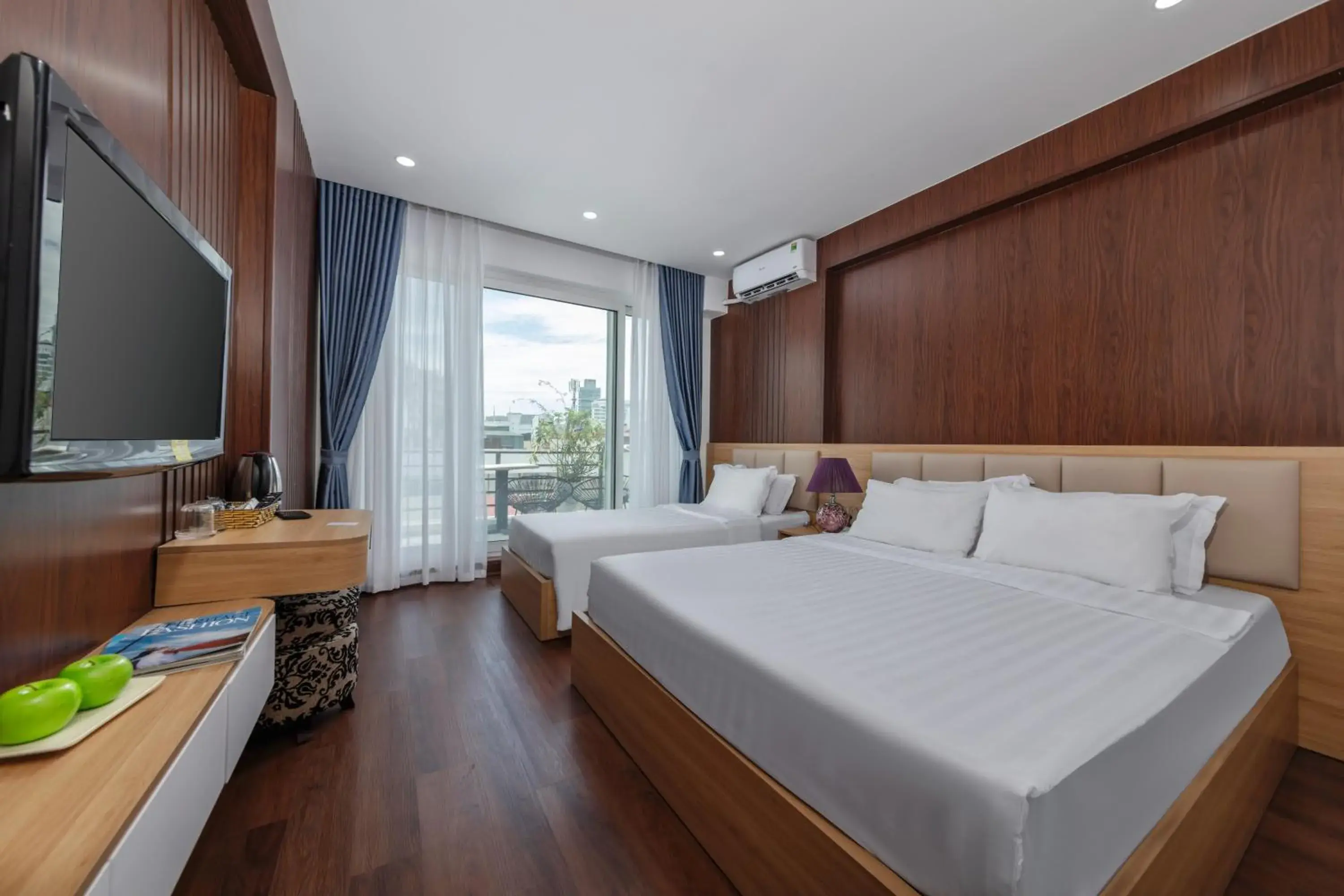 Bedroom, Bed in Millennium Hanoi Hotel Bedroom, Bed in Millennium Hanoi Hotel