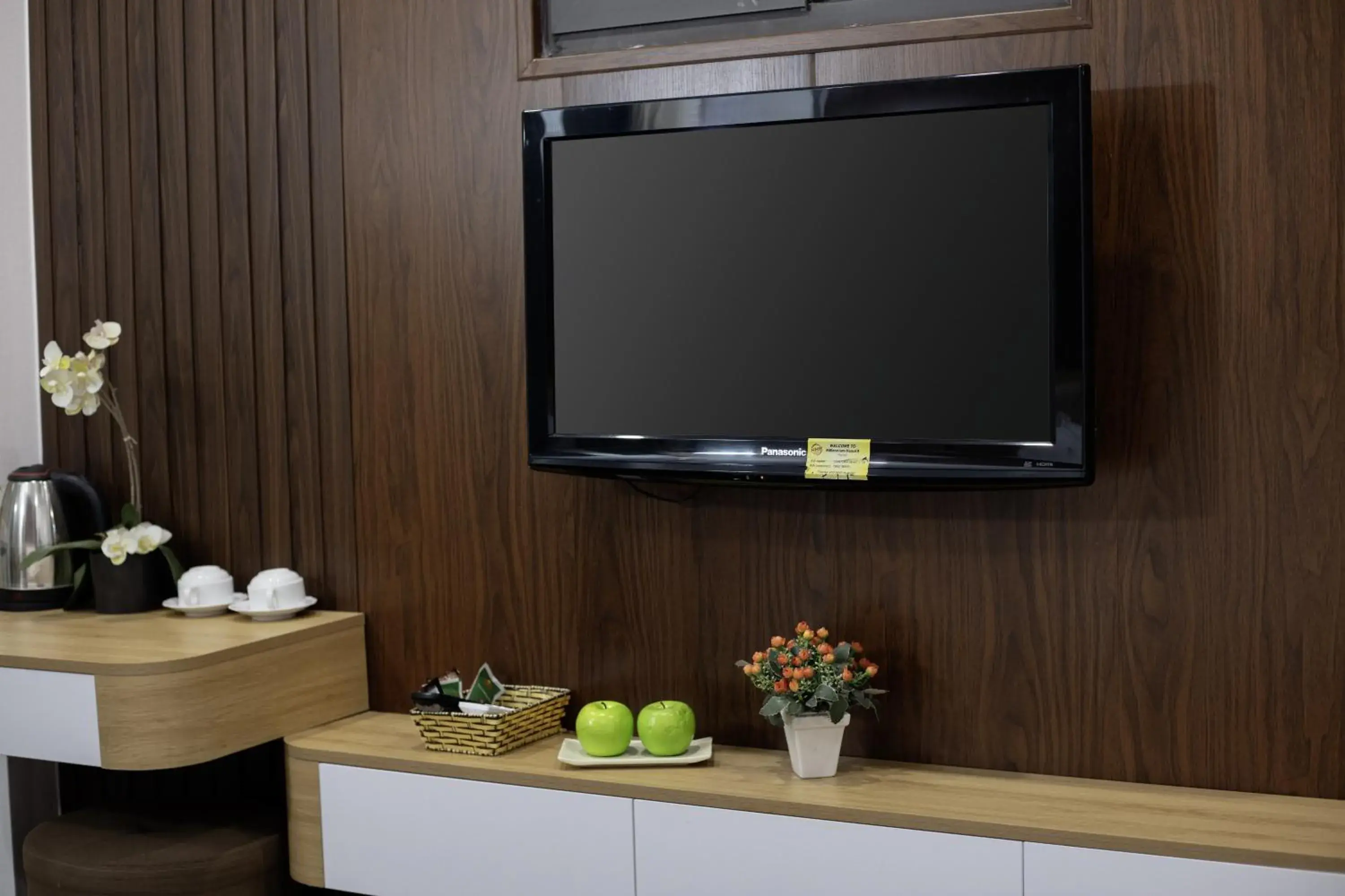 Bedroom in Millennium Hanoi Hotel Bedroom in Millennium Hanoi Hotel