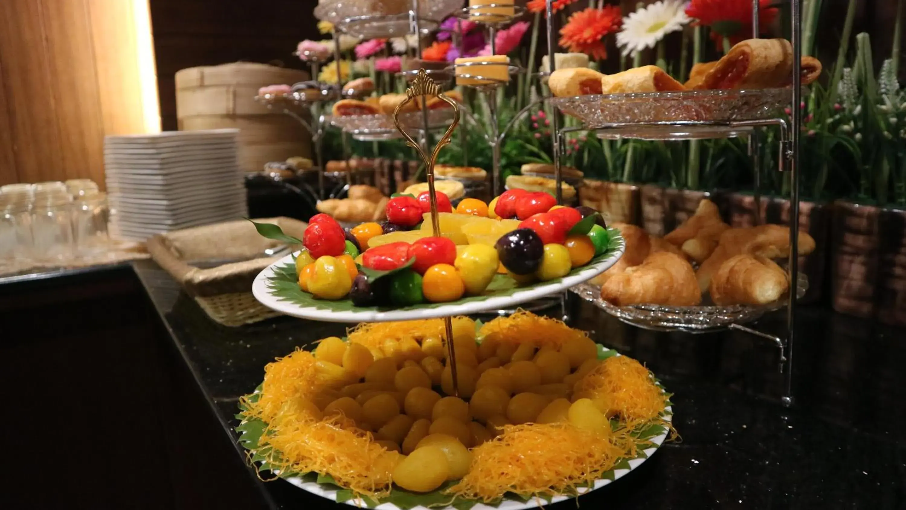 Food and drinks in Aiyaree Place Hotel SHA PLUS Food and drinks in Aiyaree Place Hotel SHA PLUS