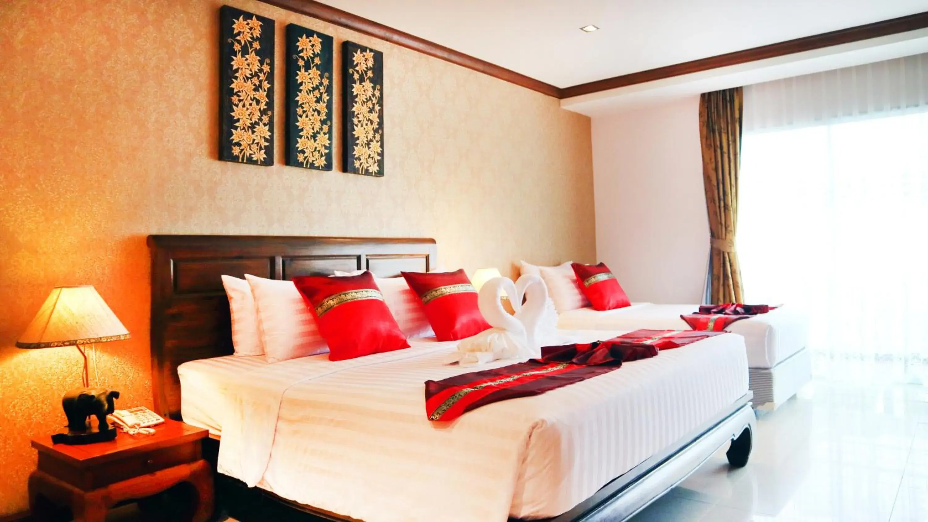 Bed in Aiyaree Place Hotel SHA PLUS Bed in Aiyaree Place Hotel SHA PLUS