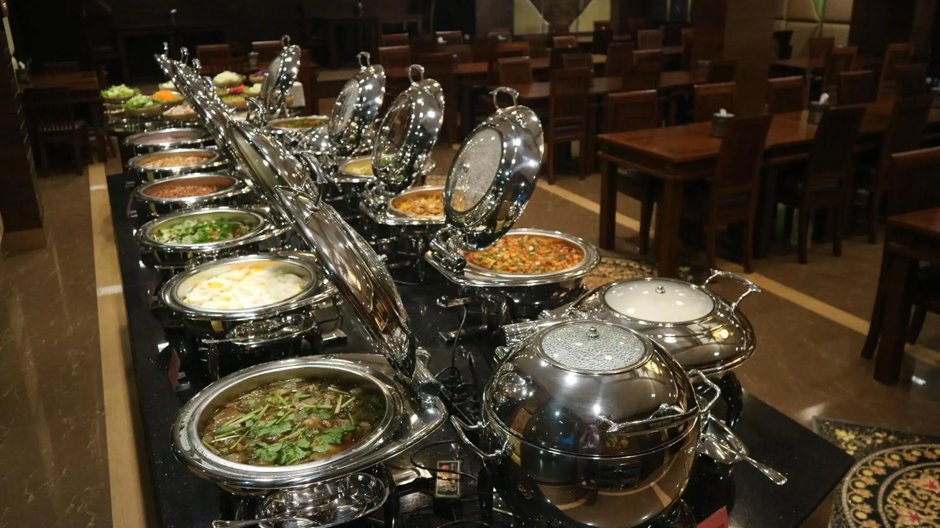 Food and drinks in Aiyaree Place Hotel SHA PLUS Food and drinks in Aiyaree Place Hotel SHA PLUS