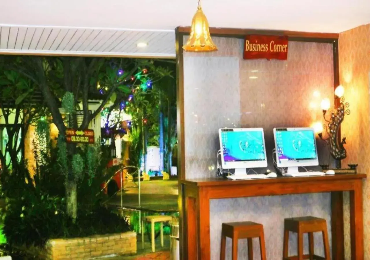 Lobby or reception in Aiyaree Place Hotel SHA PLUS Lobby or reception in Aiyaree Place Hotel SHA PLUS