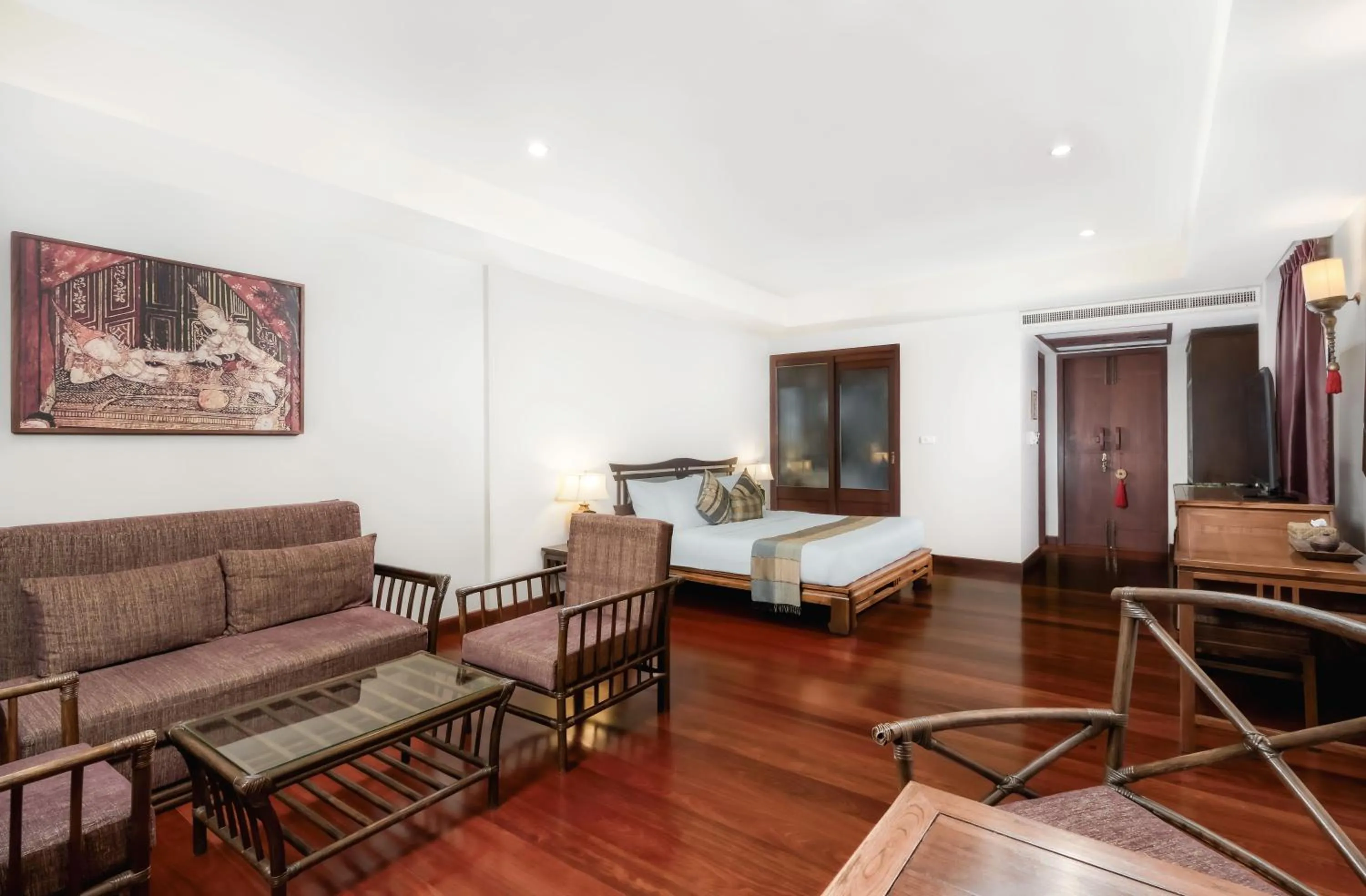 Guests, Bed in Khaolak Laguna Resort